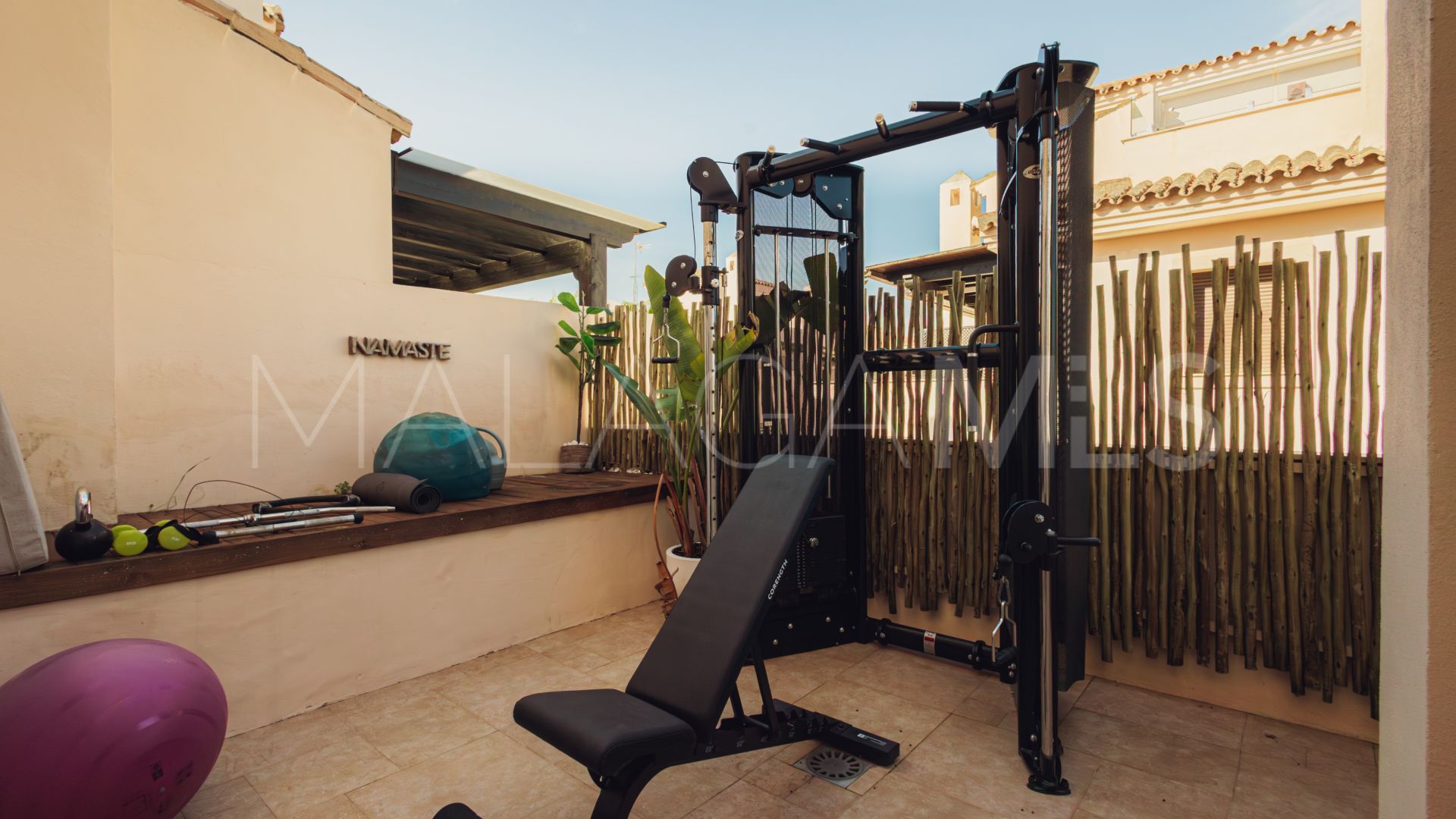 Tvåvånings takvåning for sale in Medina de Banús