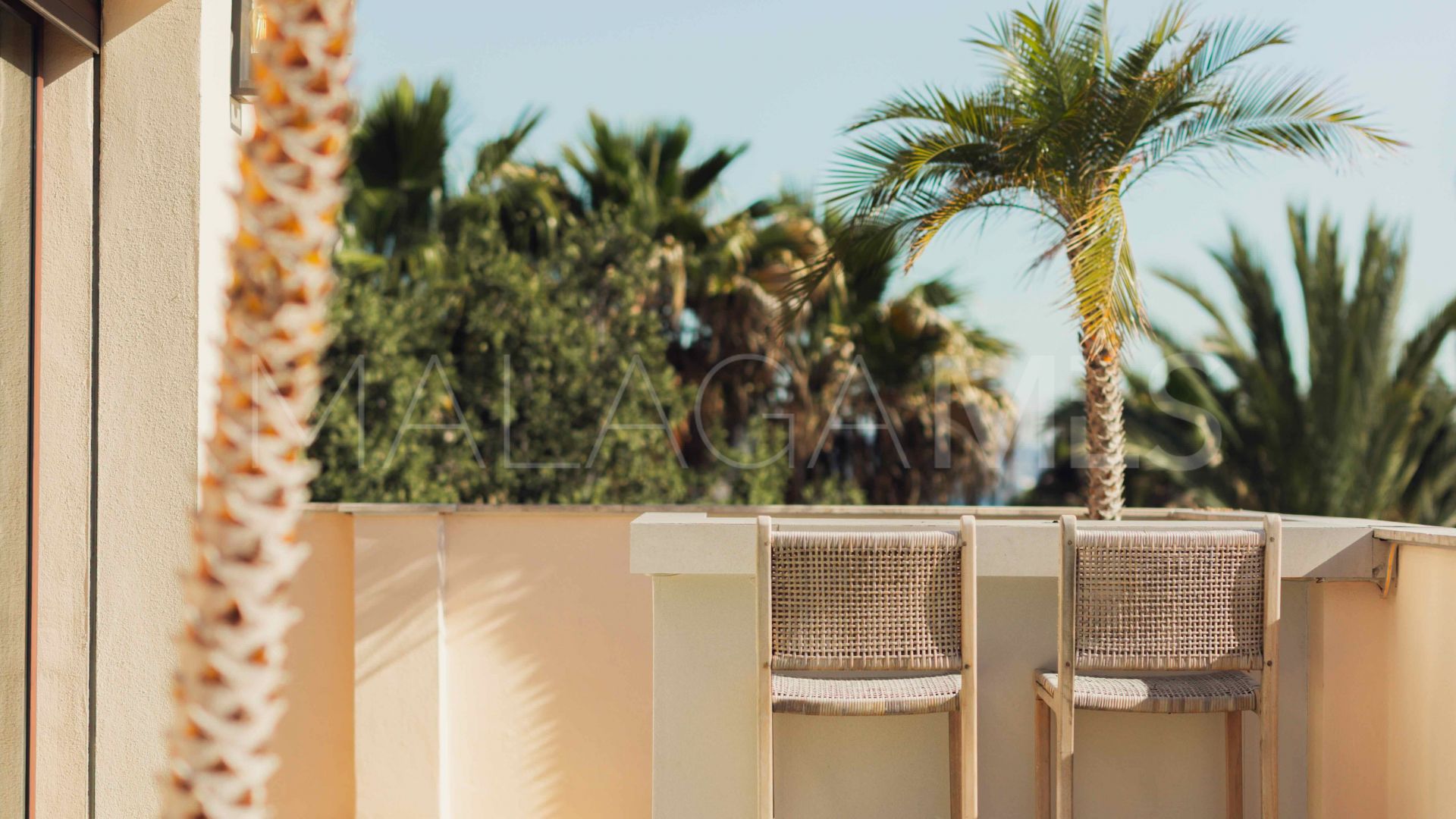 For sale duplex penthouse in Medina de Banús