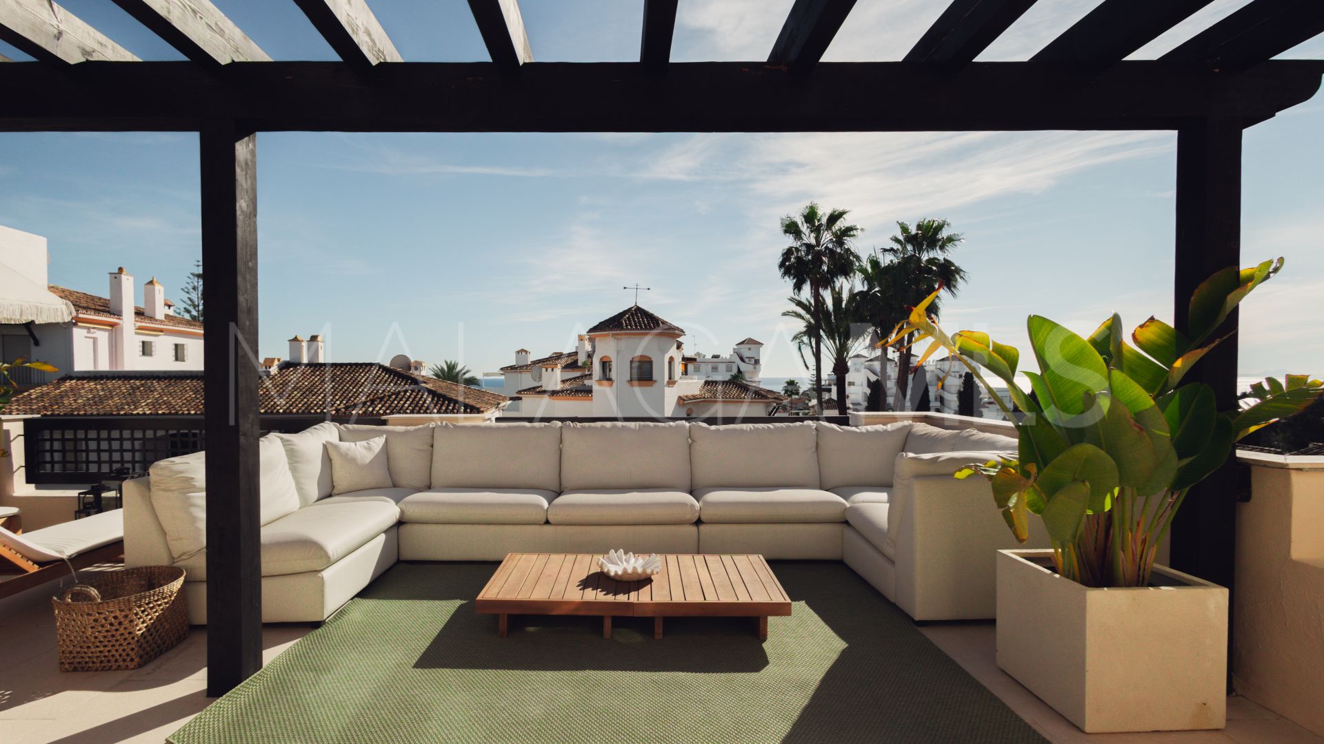 Tvåvånings takvåning for sale in Medina de Banús