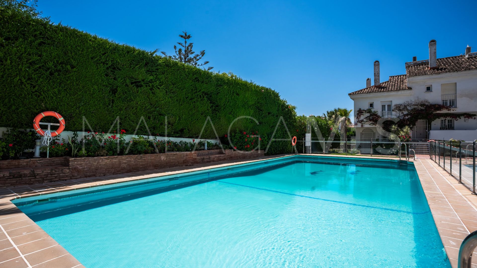Atico duplex for sale in Nueva Andalucia