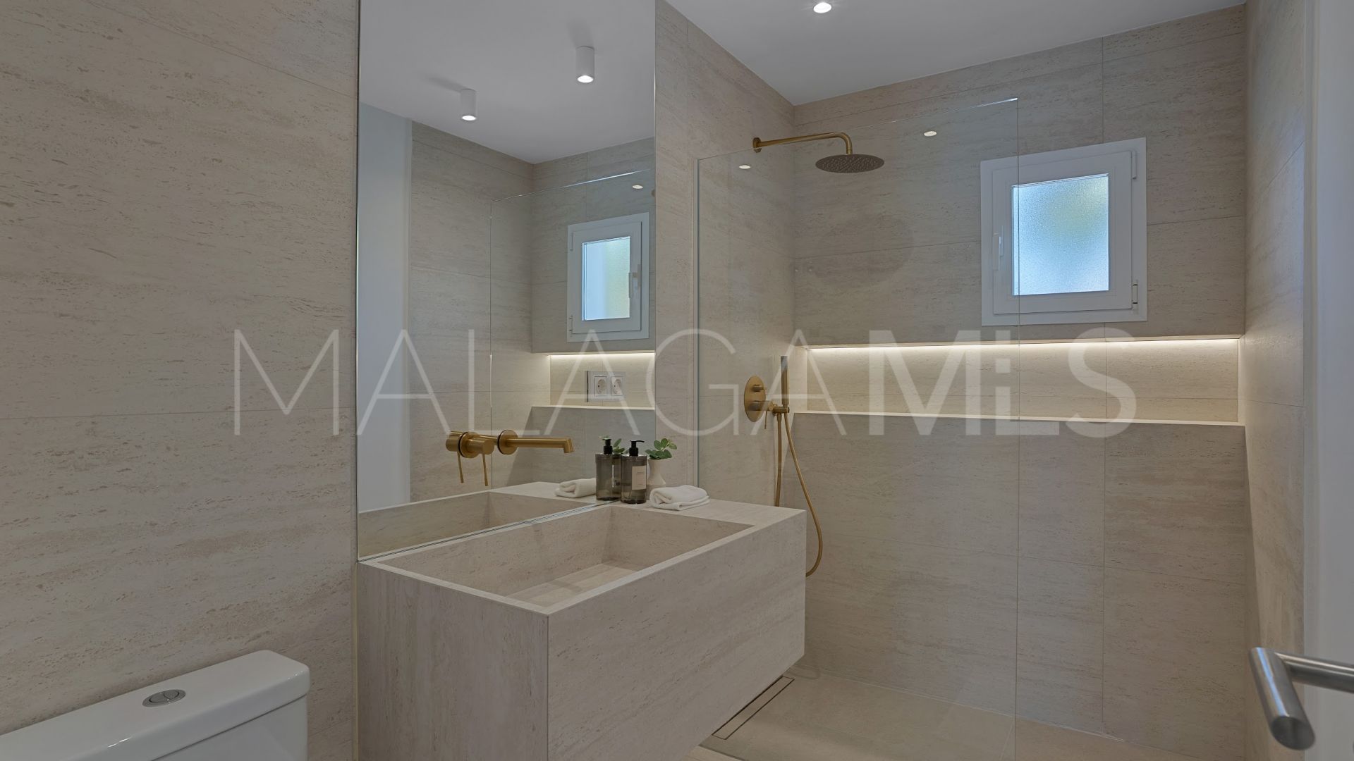 Atico duplex for sale in Nueva Andalucia