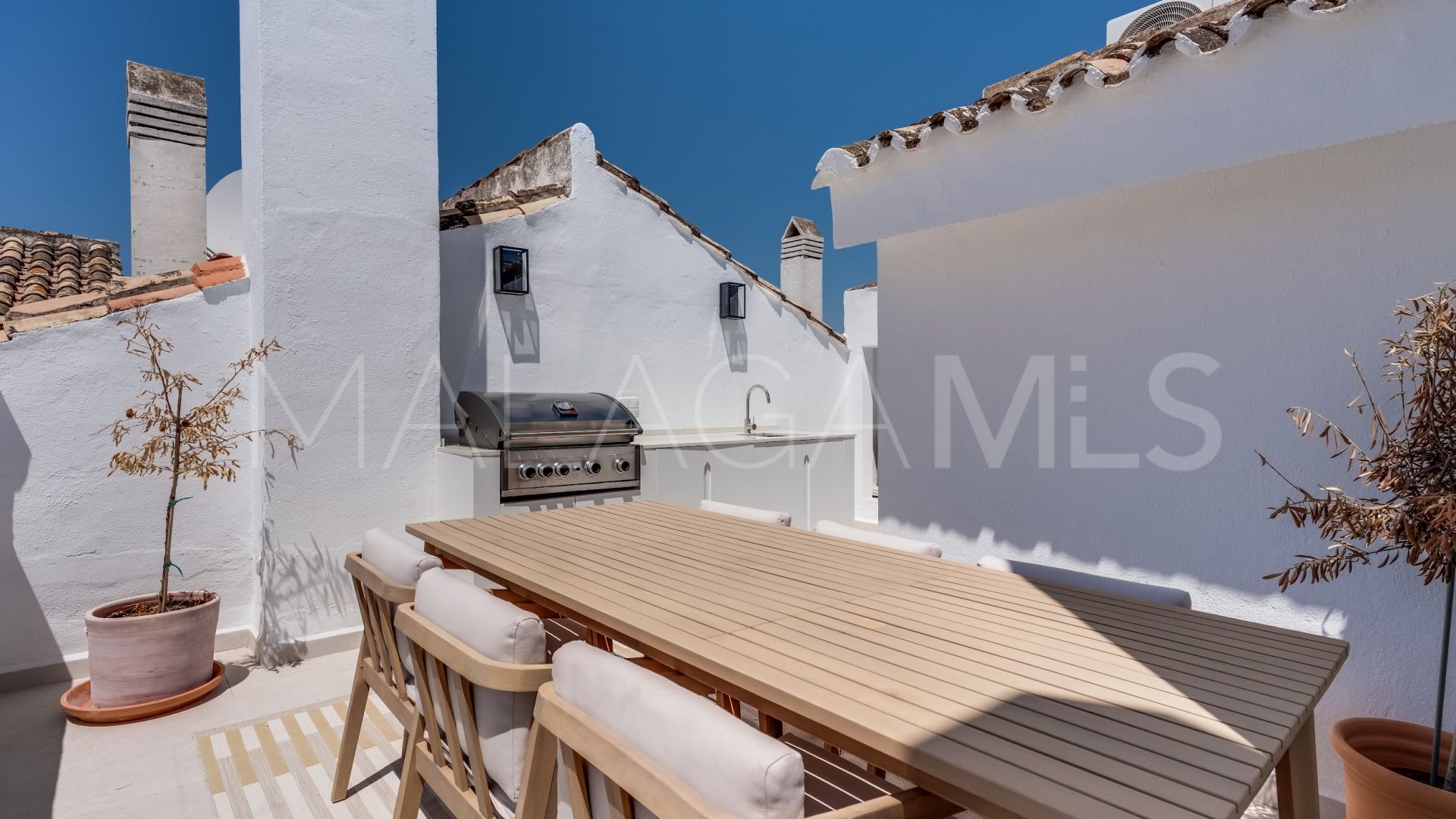 Atico duplex for sale in Nueva Andalucia