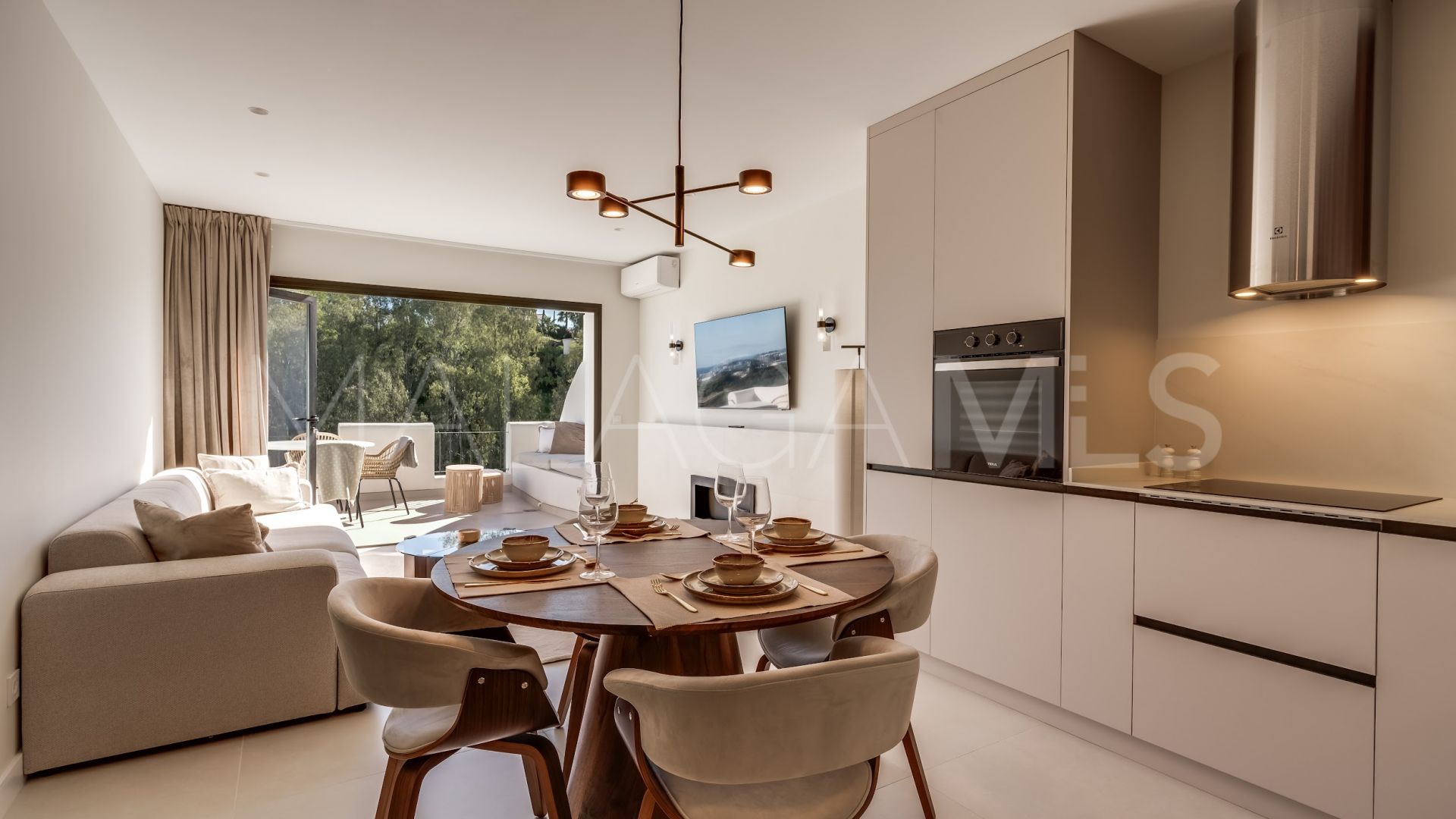 Buy apartamento in Benahavis de 3 bedrooms