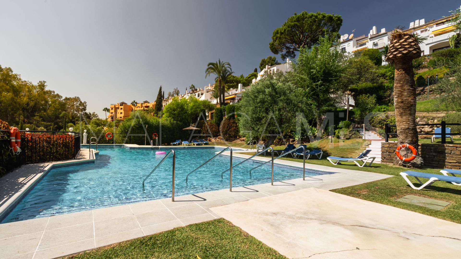 Buy apartamento in Benahavis de 3 bedrooms
