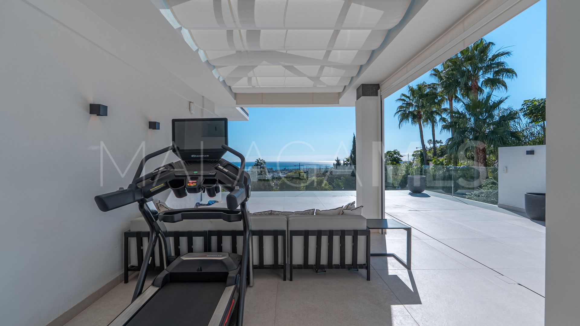 Villa for sale in Los Flamingos