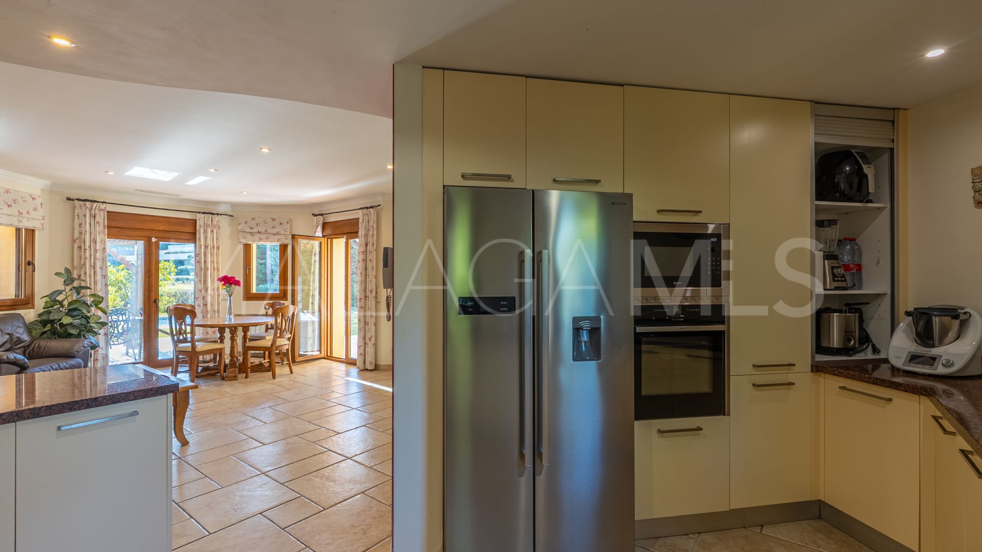 Se vende villa with 5 bedrooms in Los Flamingos