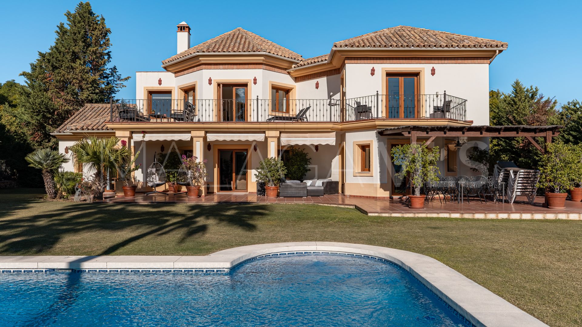 Se vende villa with 5 bedrooms in Los Flamingos
