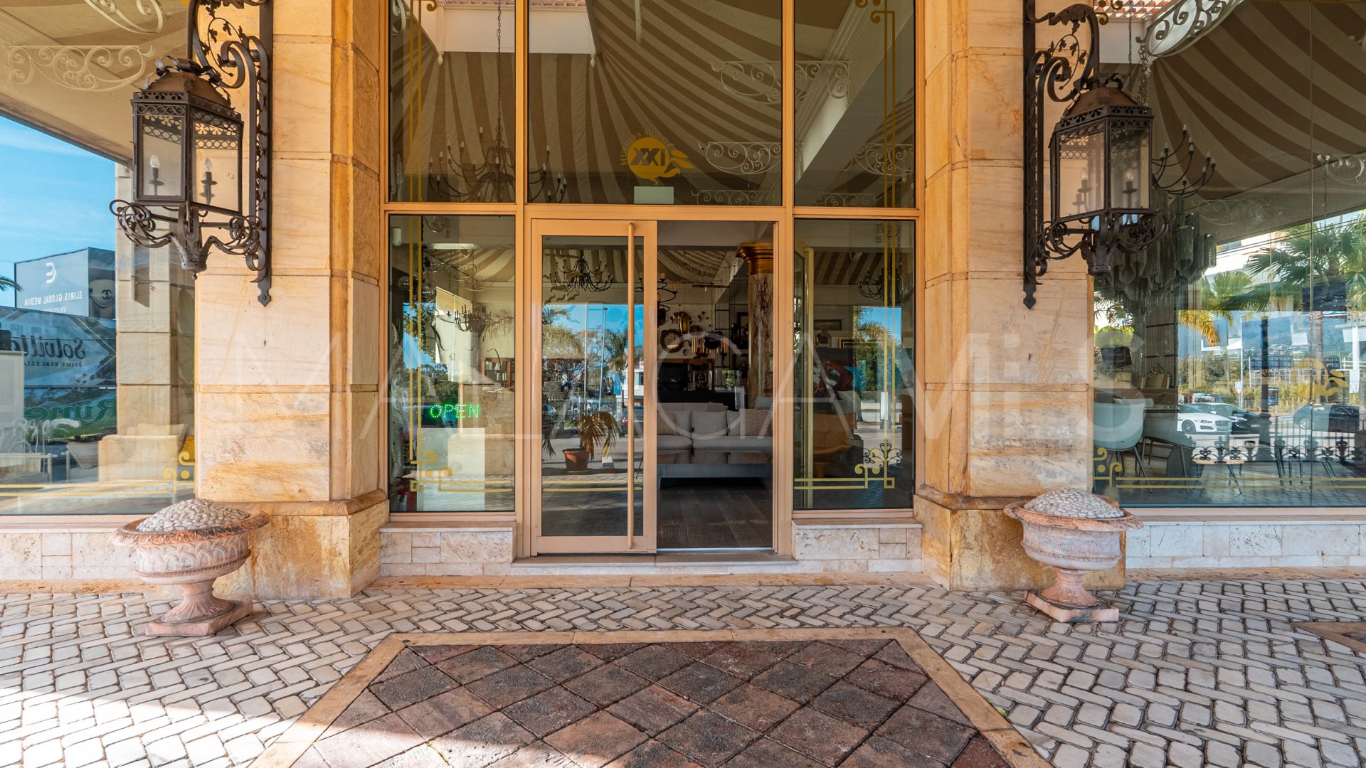 Marbella - Puerto Banus commercial premises for sale