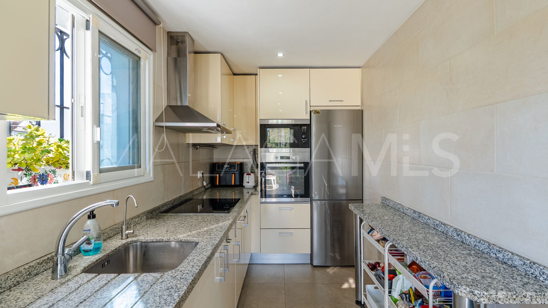 Maison de ville for sale in Avda de Andalucia - Sierra de Estepona