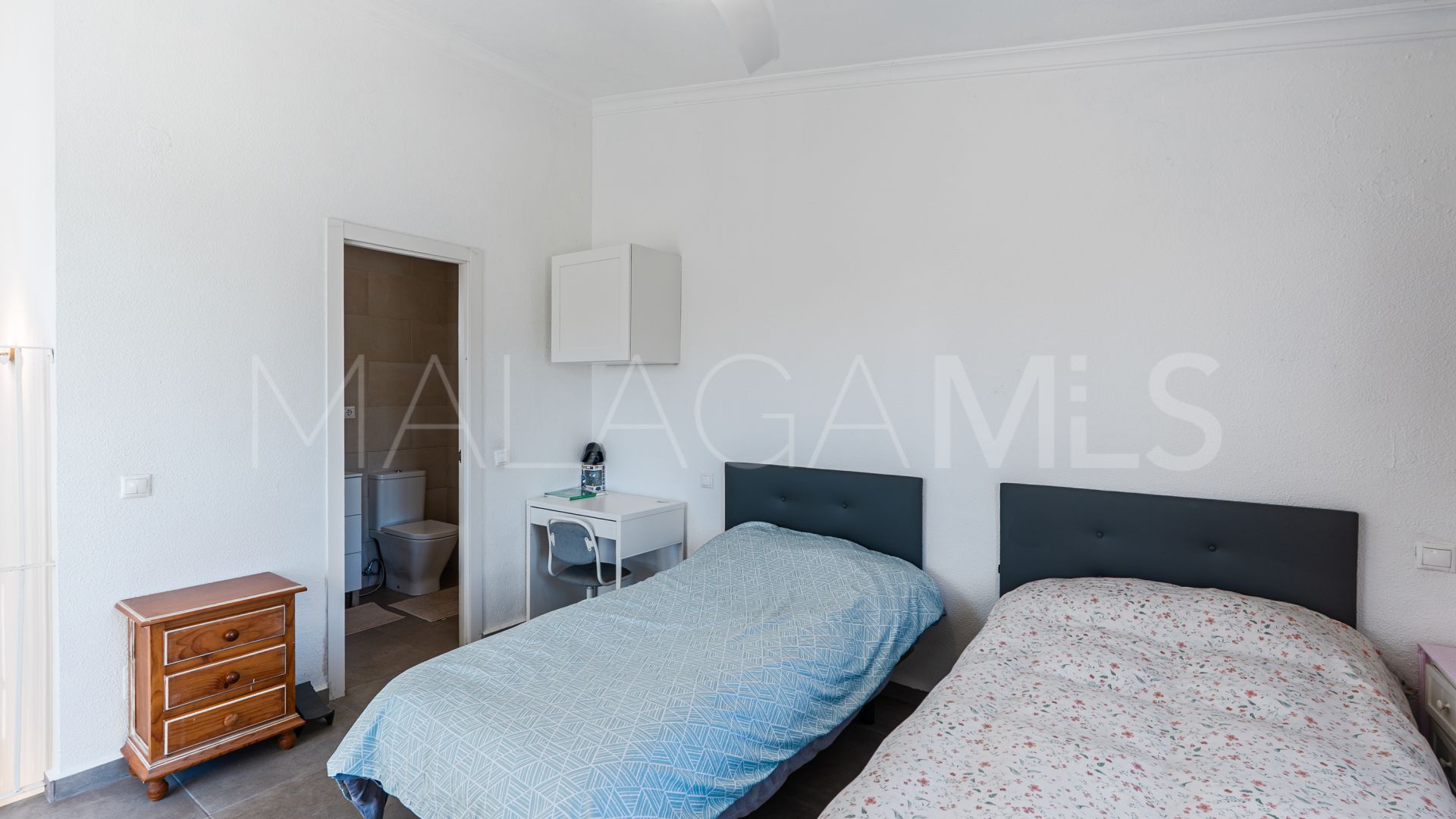 Maison de ville for sale in Avda de Andalucia - Sierra de Estepona