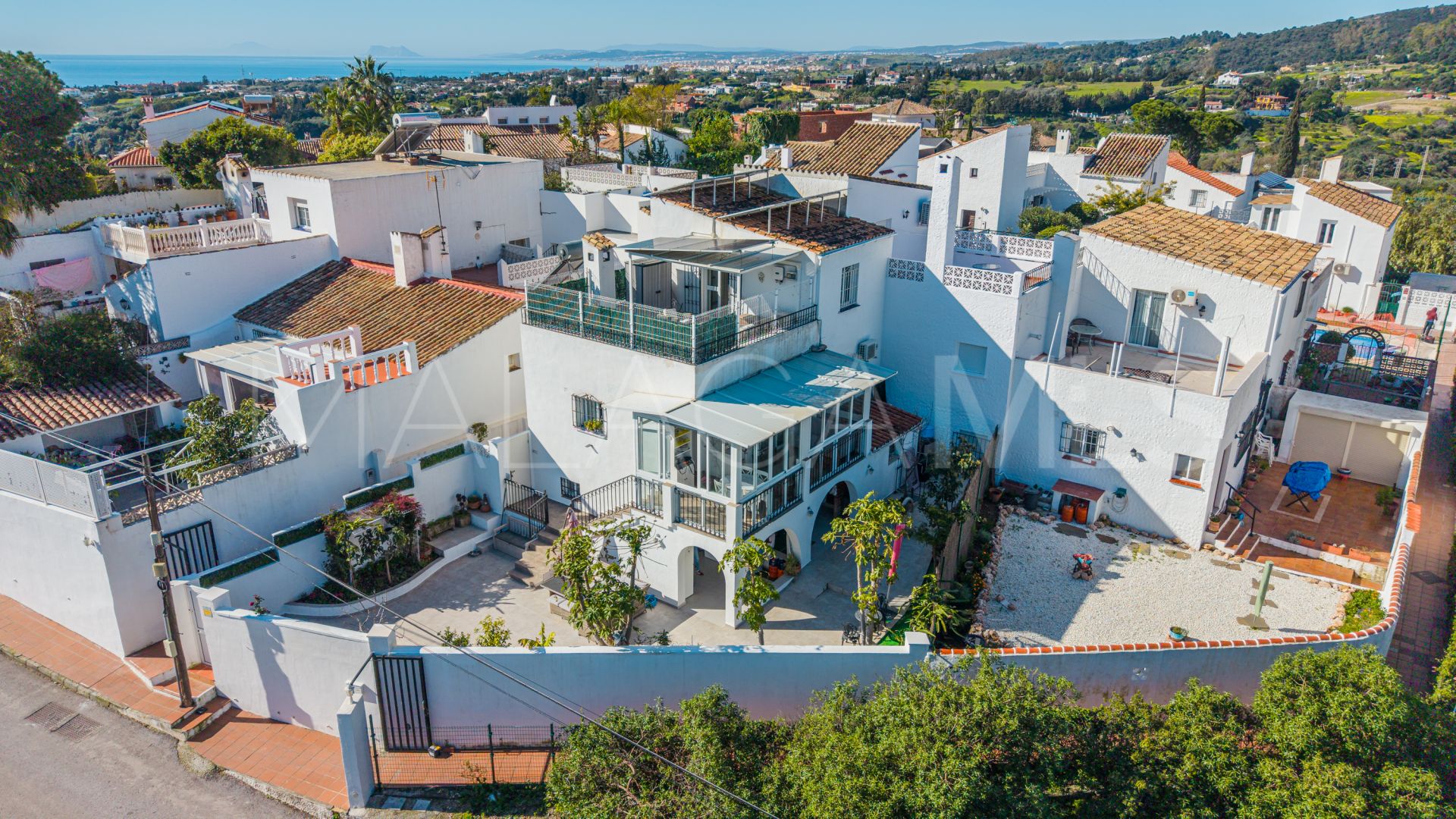 Maison de ville for sale in Avda de Andalucia - Sierra de Estepona
