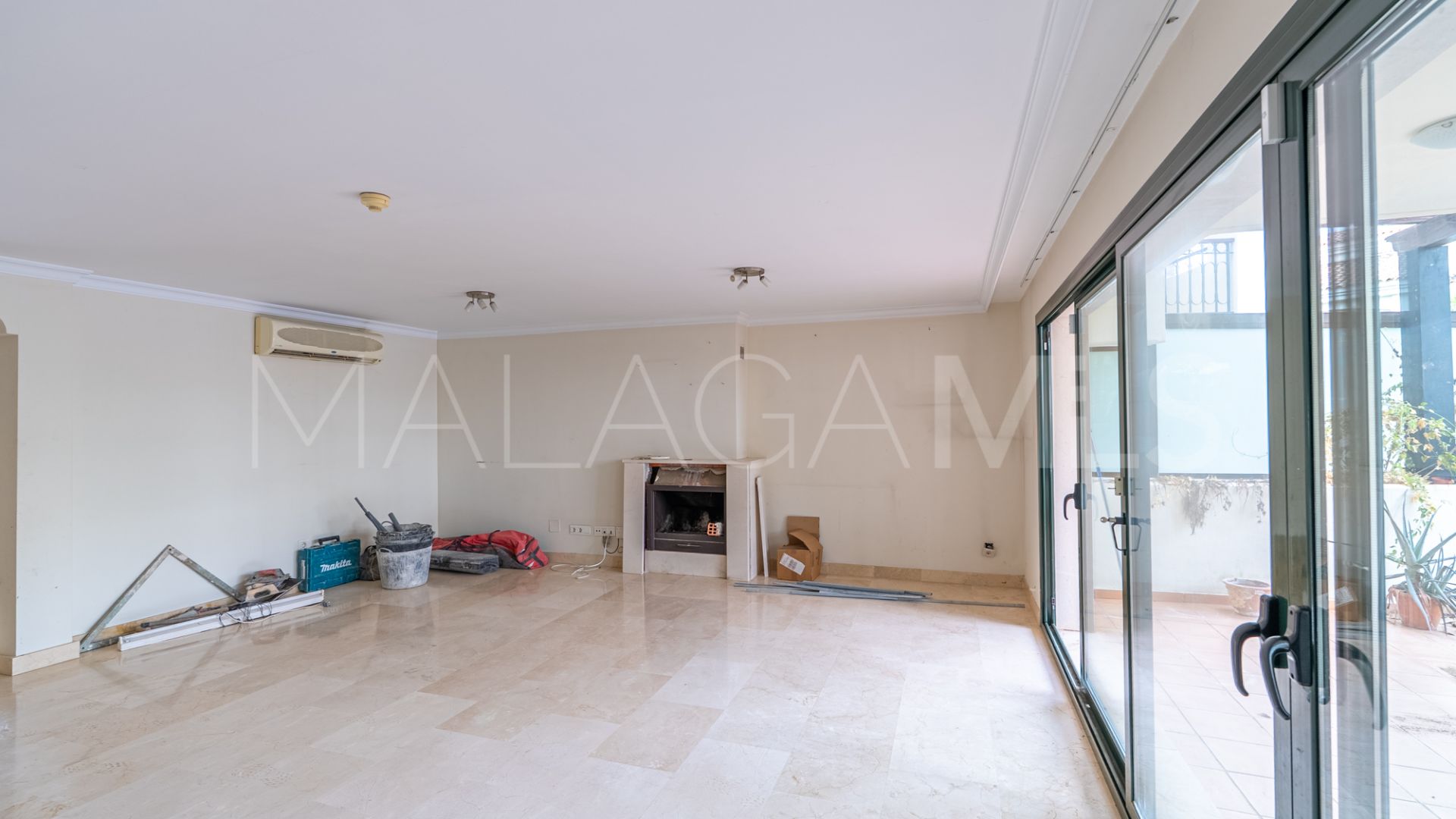 Radhus for sale in Monte Biarritz