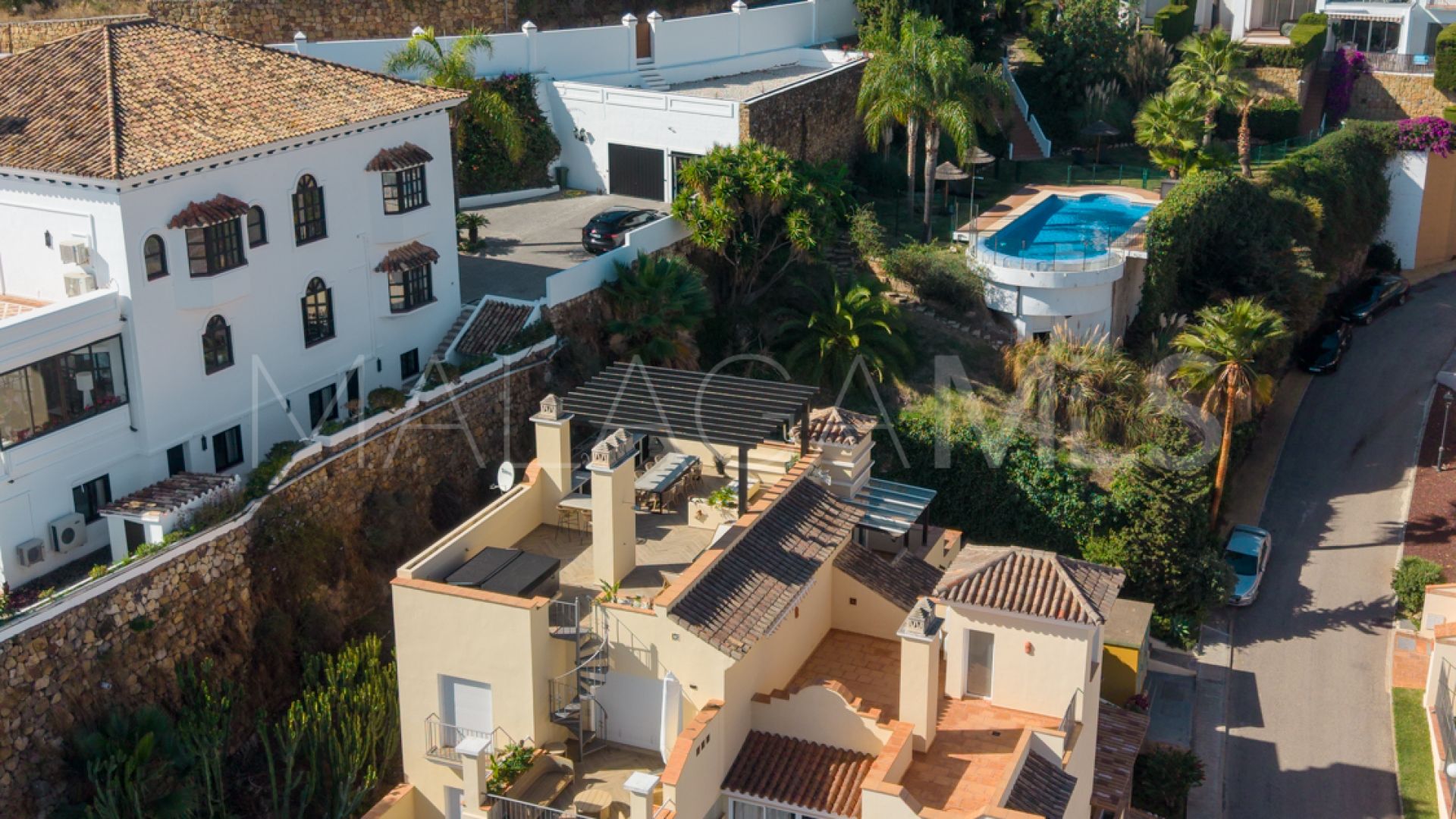 For sale Benahavis 2 bedrooms apartment