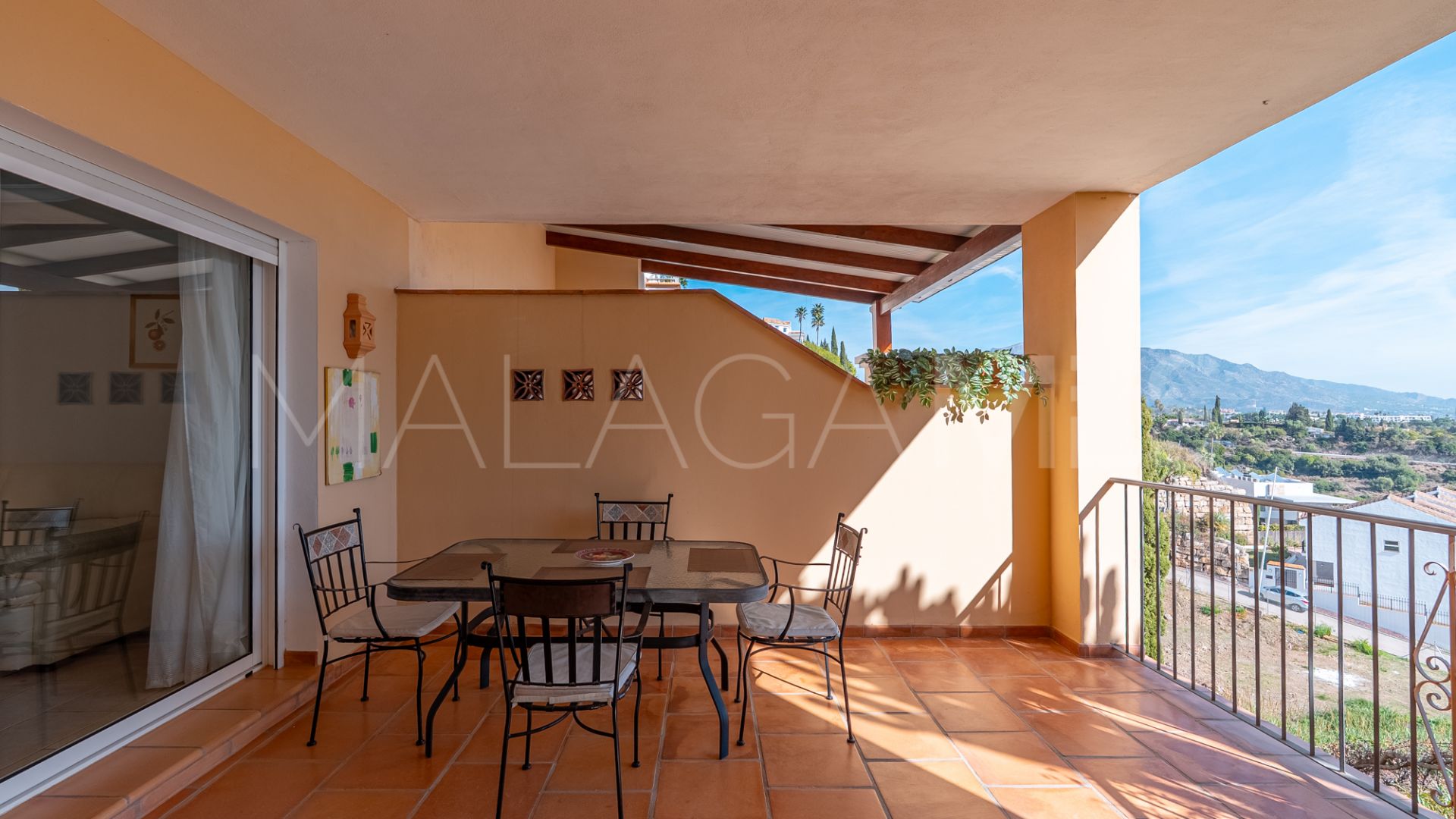For sale Benahavis 2 bedrooms apartment