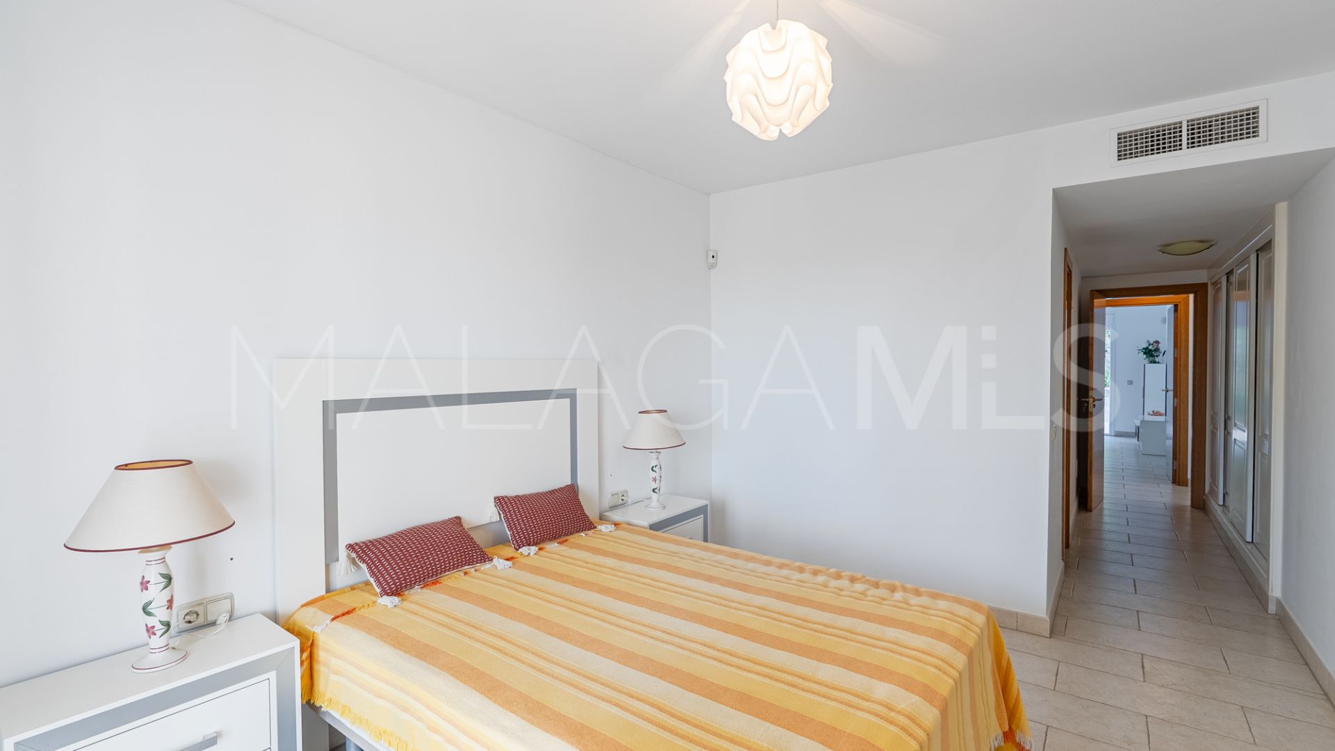 For sale Benahavis 2 bedrooms apartment