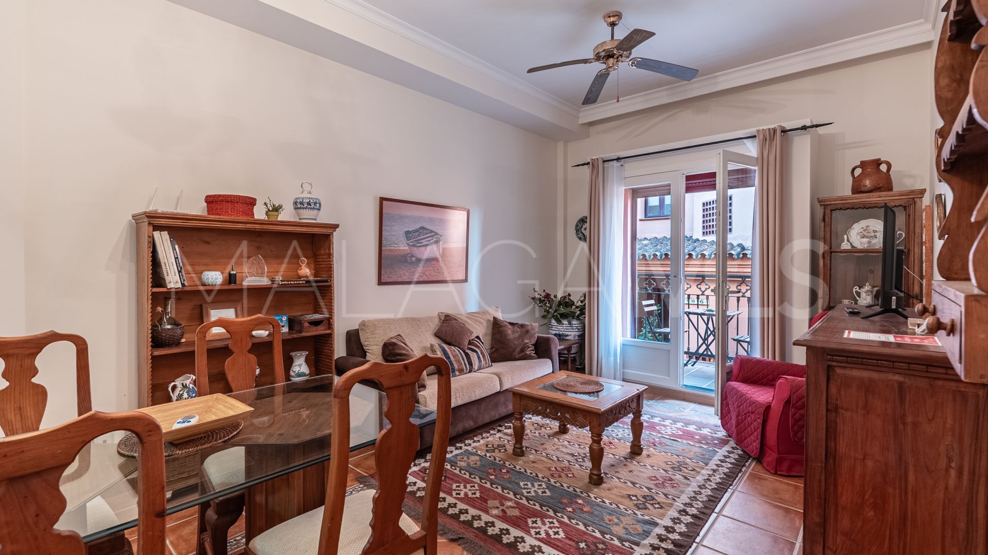 Altos del Paraiso apartment for sale