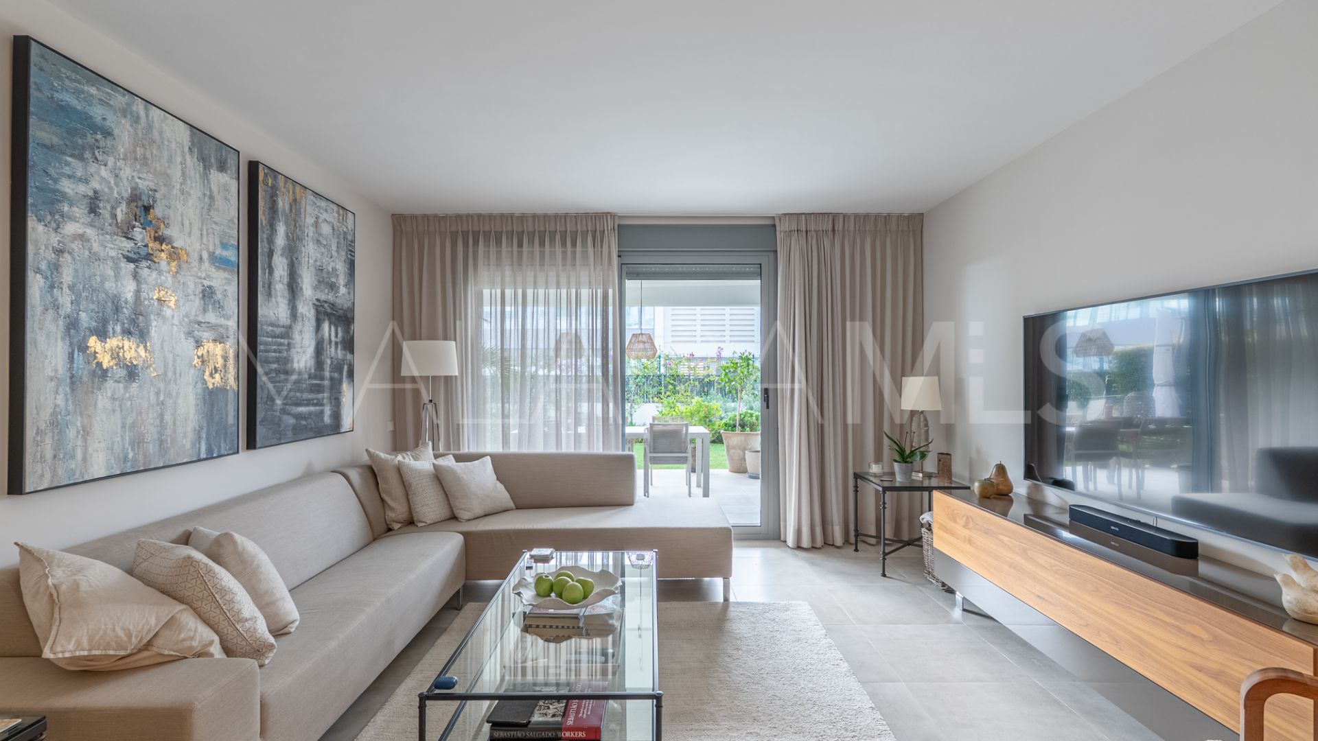 Ground floor apartment for sale in Estepona East