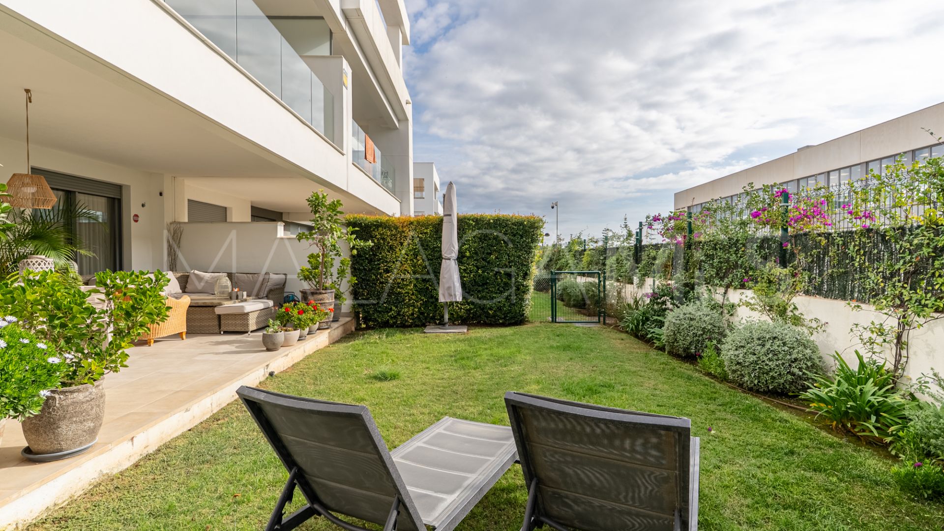 Ground floor apartment for sale in Estepona East