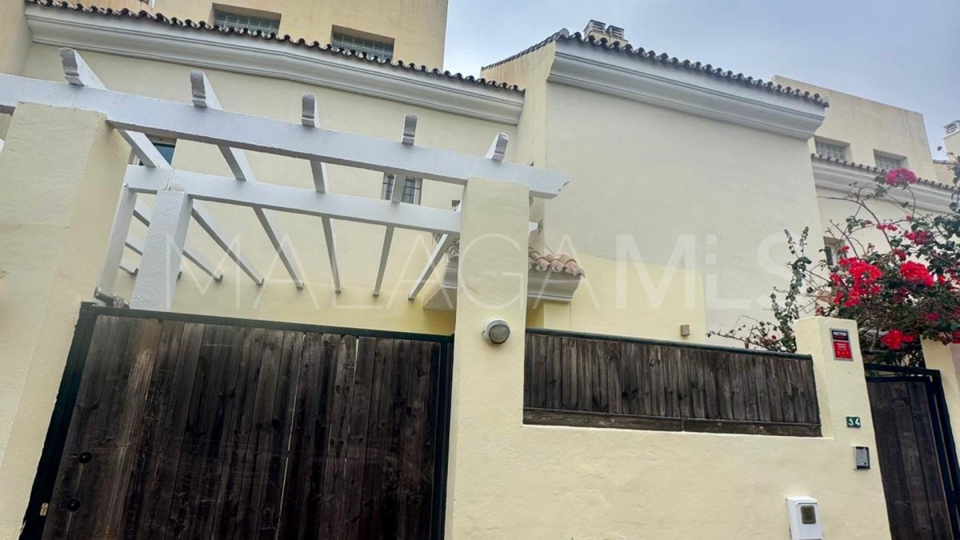 For sale Los Naranjos 3 bedrooms town house