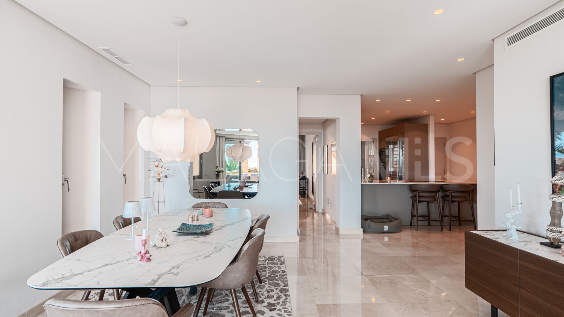 For sale penthouse with 2 bedrooms in Mansion Club