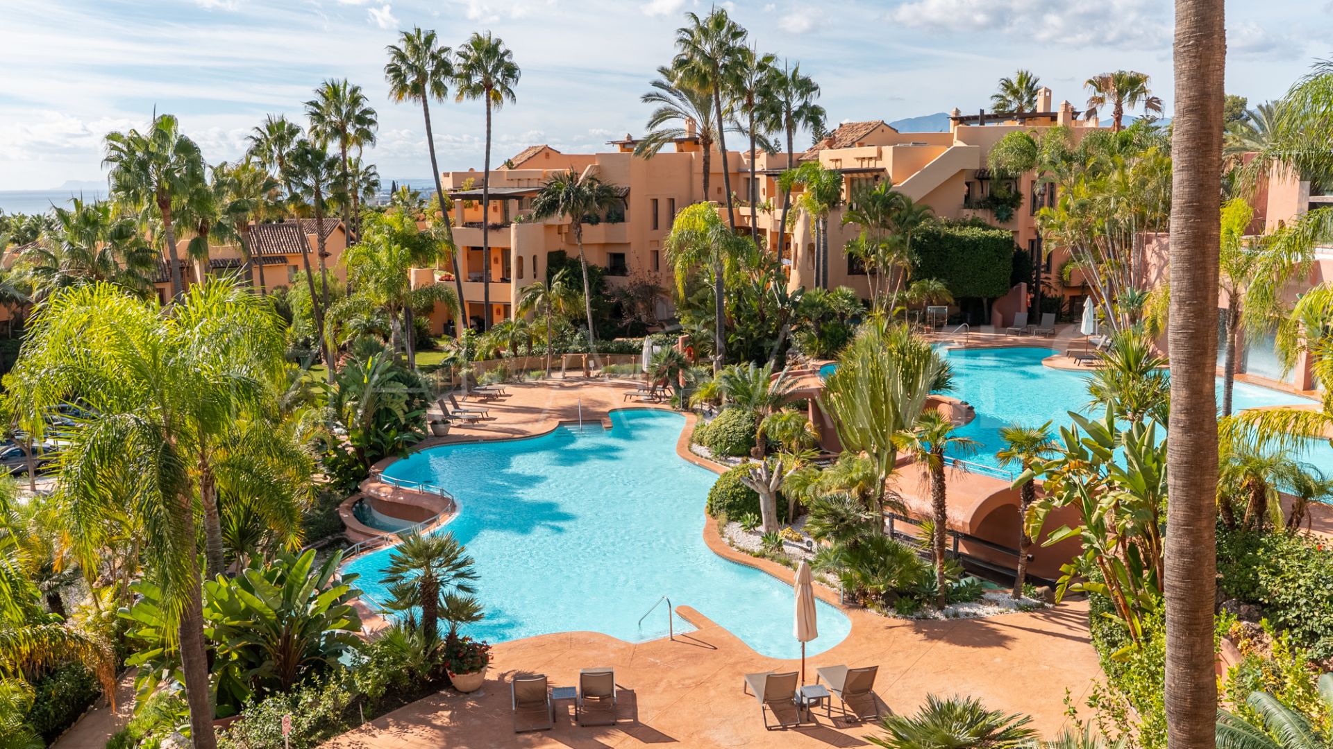 For sale penthouse with 2 bedrooms in Mansion Club