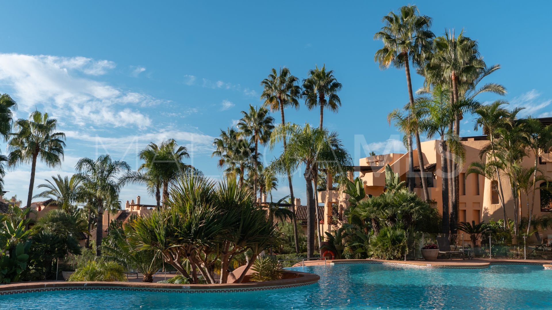 For sale penthouse with 2 bedrooms in Mansion Club