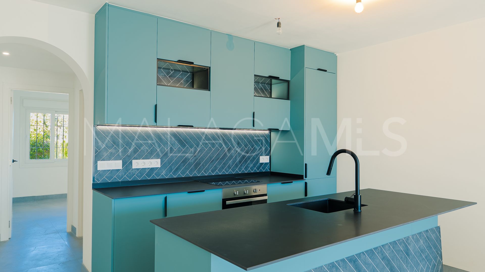 Erdgeschosswohnung for sale in Nueva Andalucia