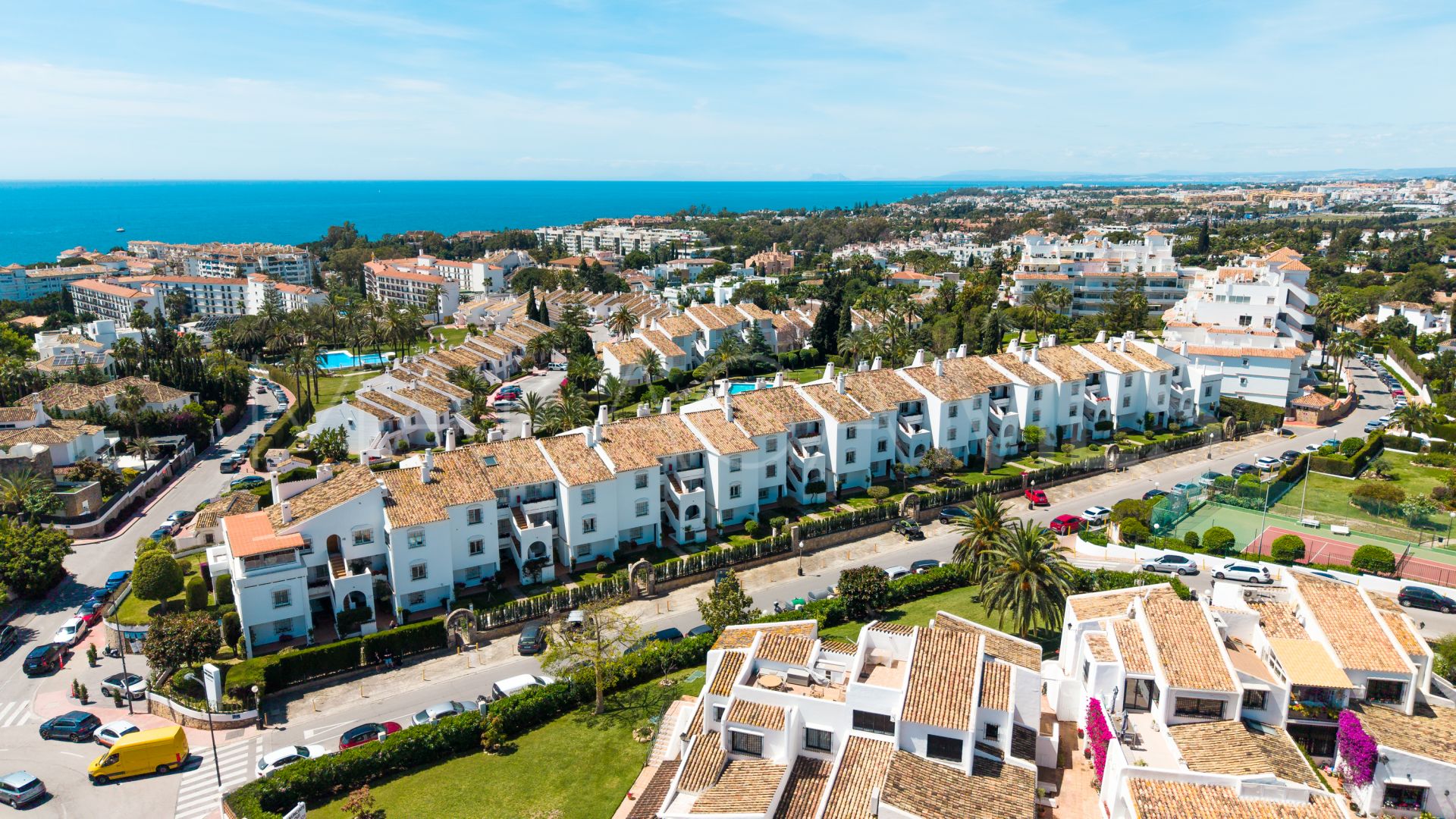 Erdgeschosswohnung for sale in Nueva Andalucia