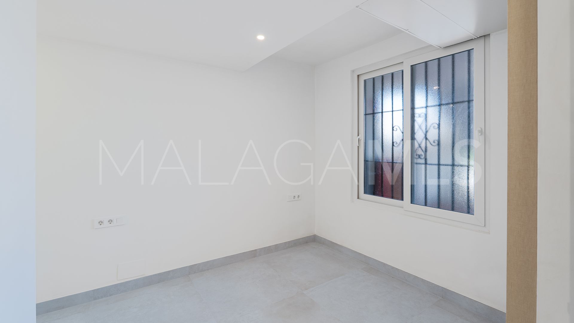Erdgeschosswohnung for sale in Nueva Andalucia