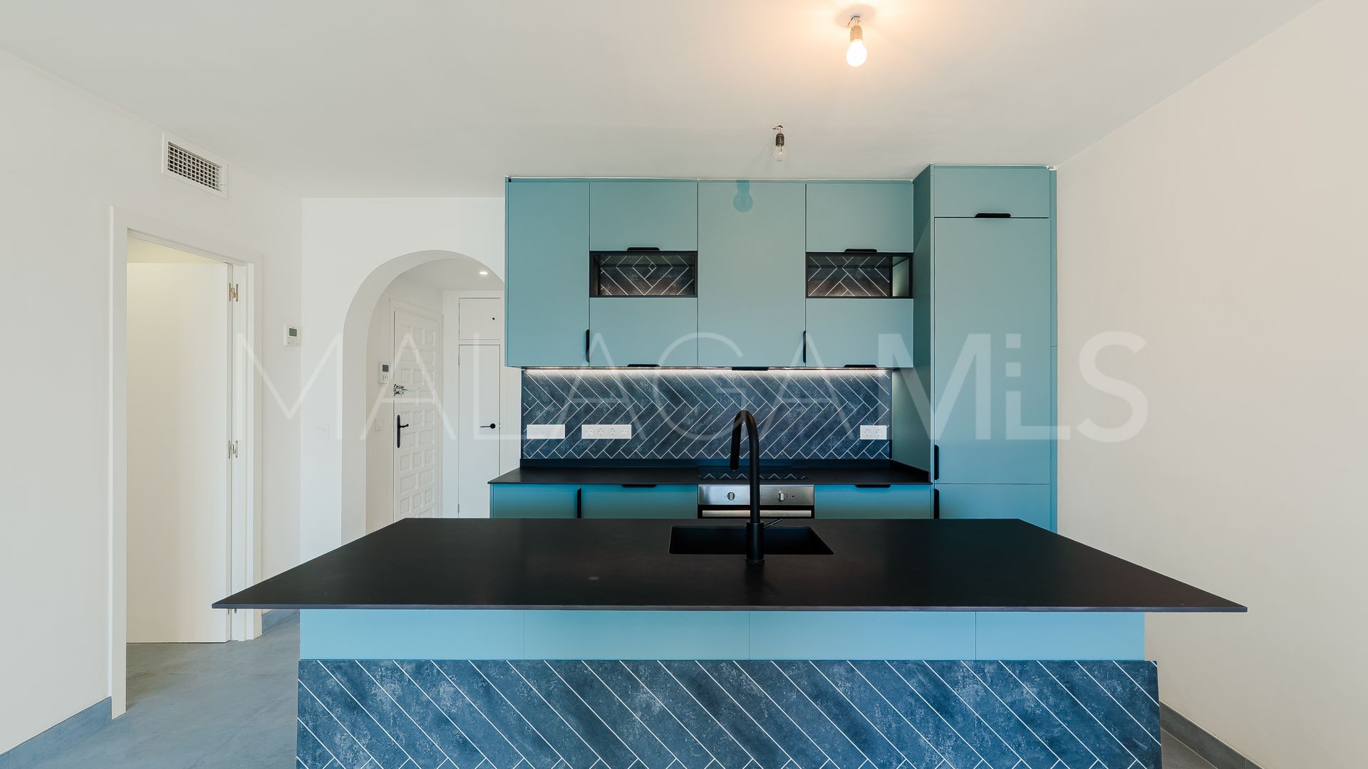 Erdgeschosswohnung for sale in Nueva Andalucia