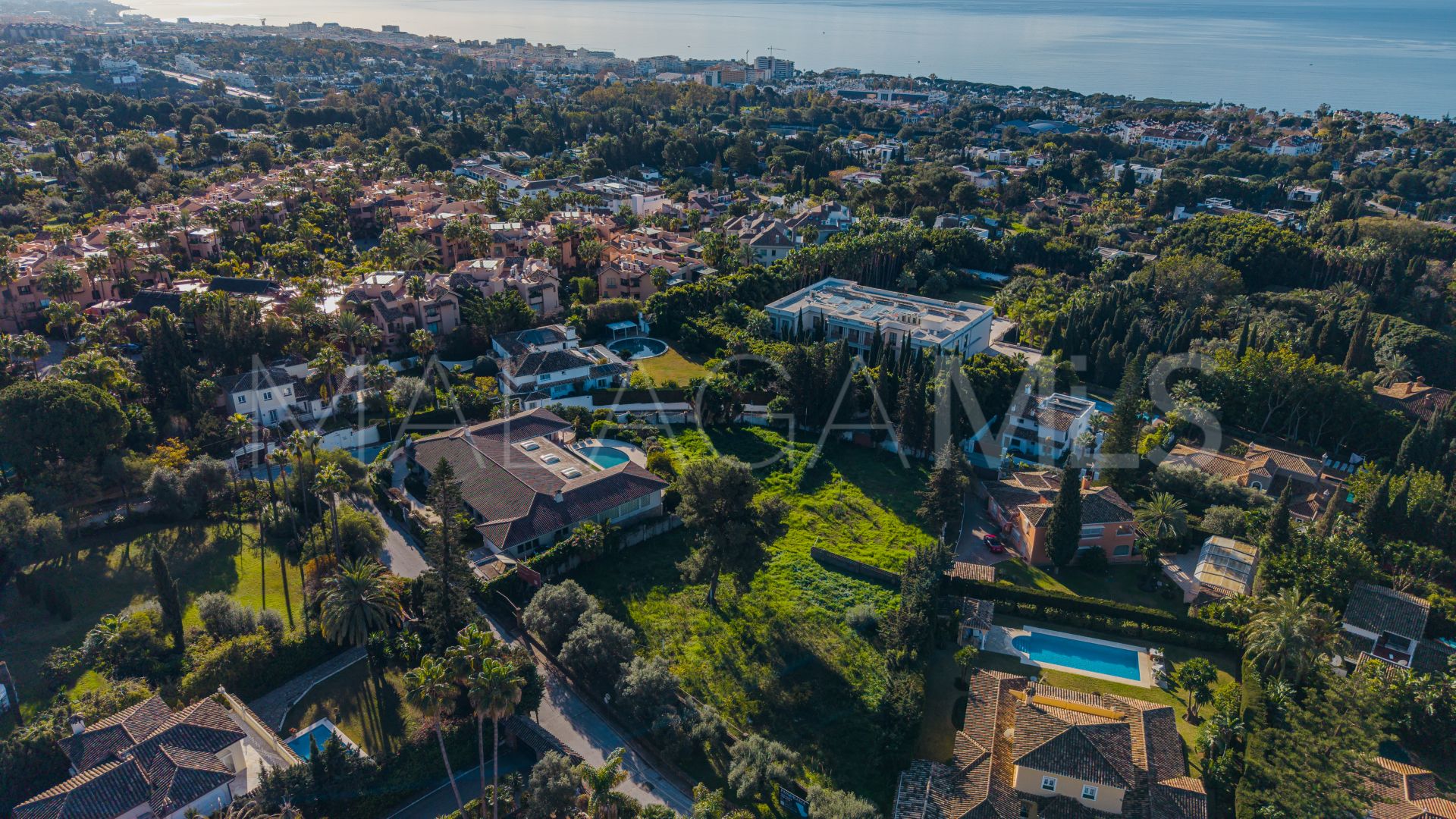 Terrain for sale in Marbella Golden Mile