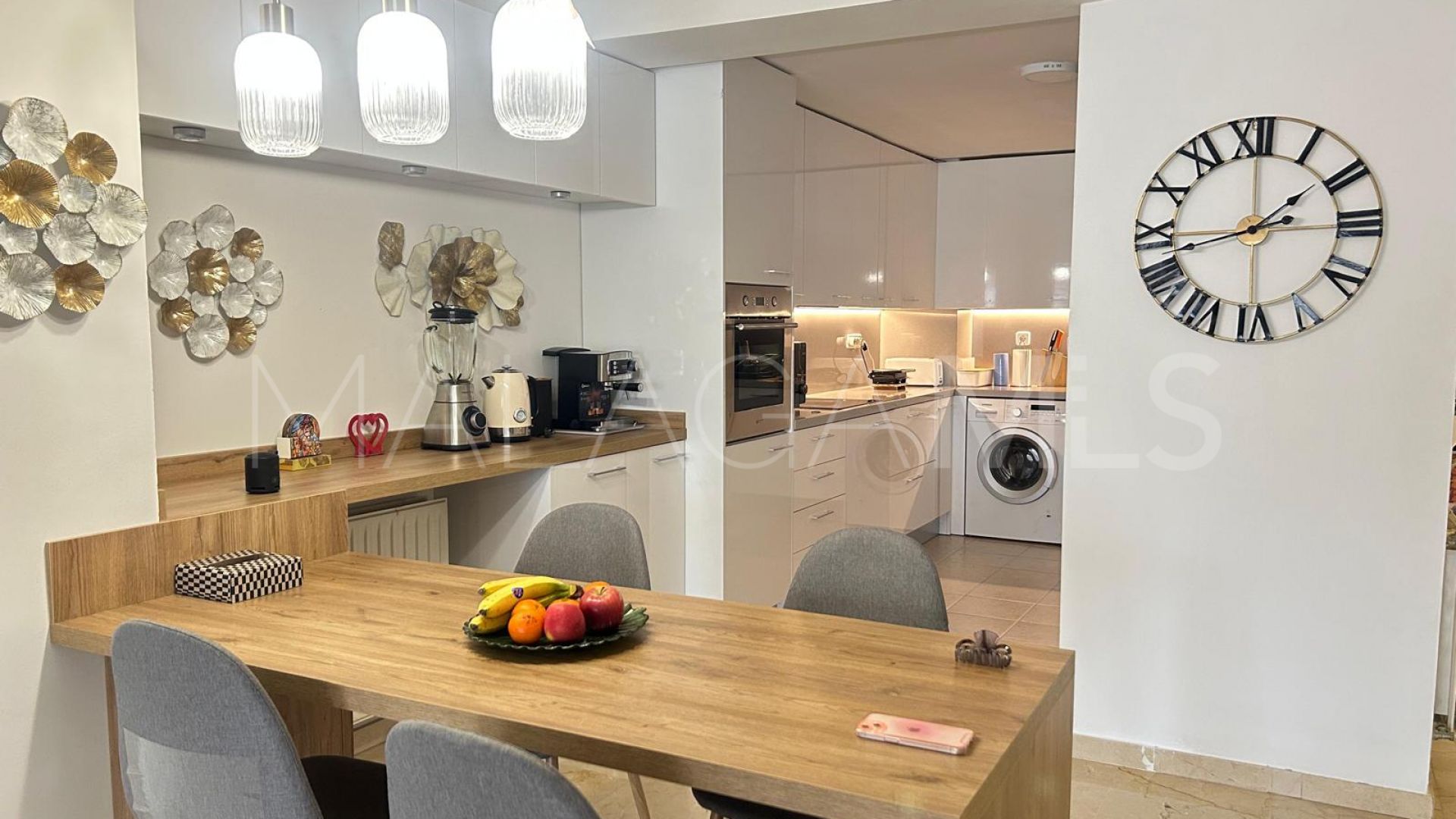 For sale penthouse in Guadalmina Alta