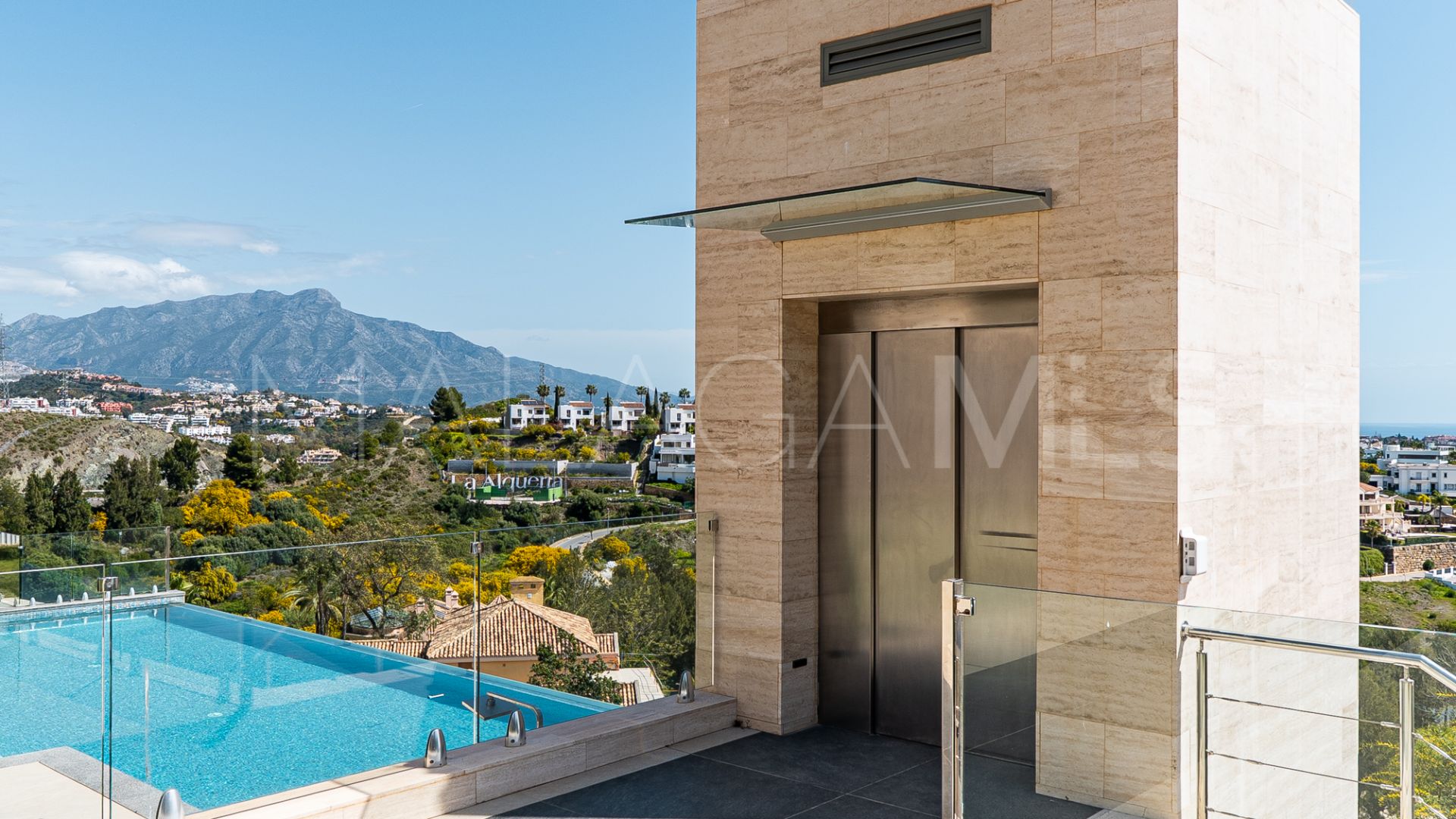 Villa for sale in Nueva Atalaya with 5 bedrooms