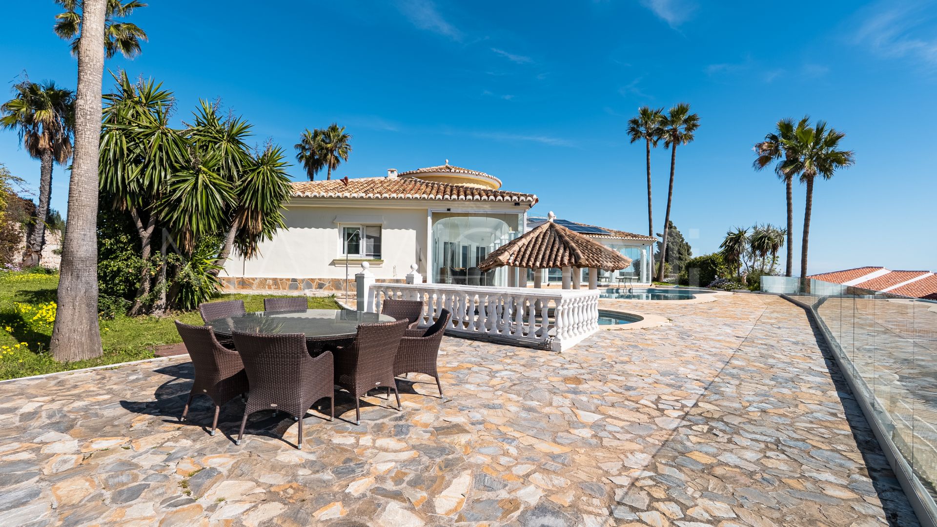 Villa for sale in El Chaparral