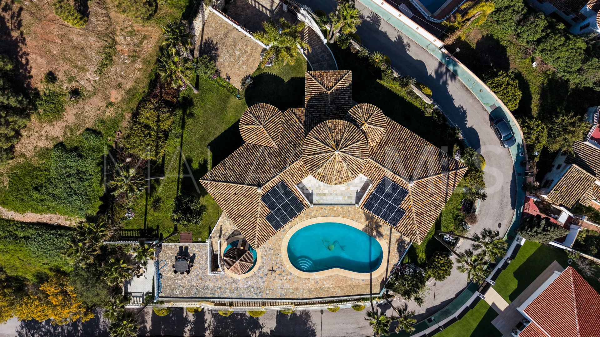 Villa for sale in El Chaparral