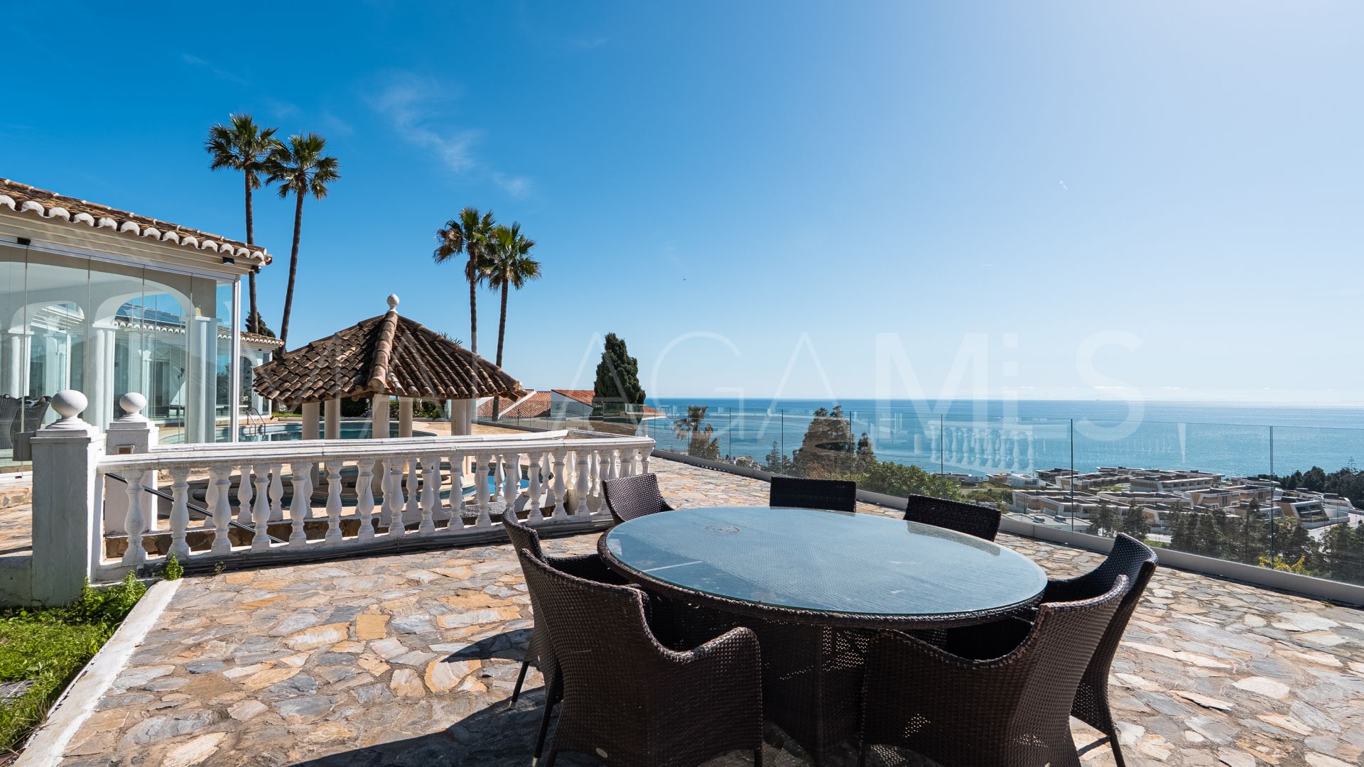 Villa for sale in El Chaparral