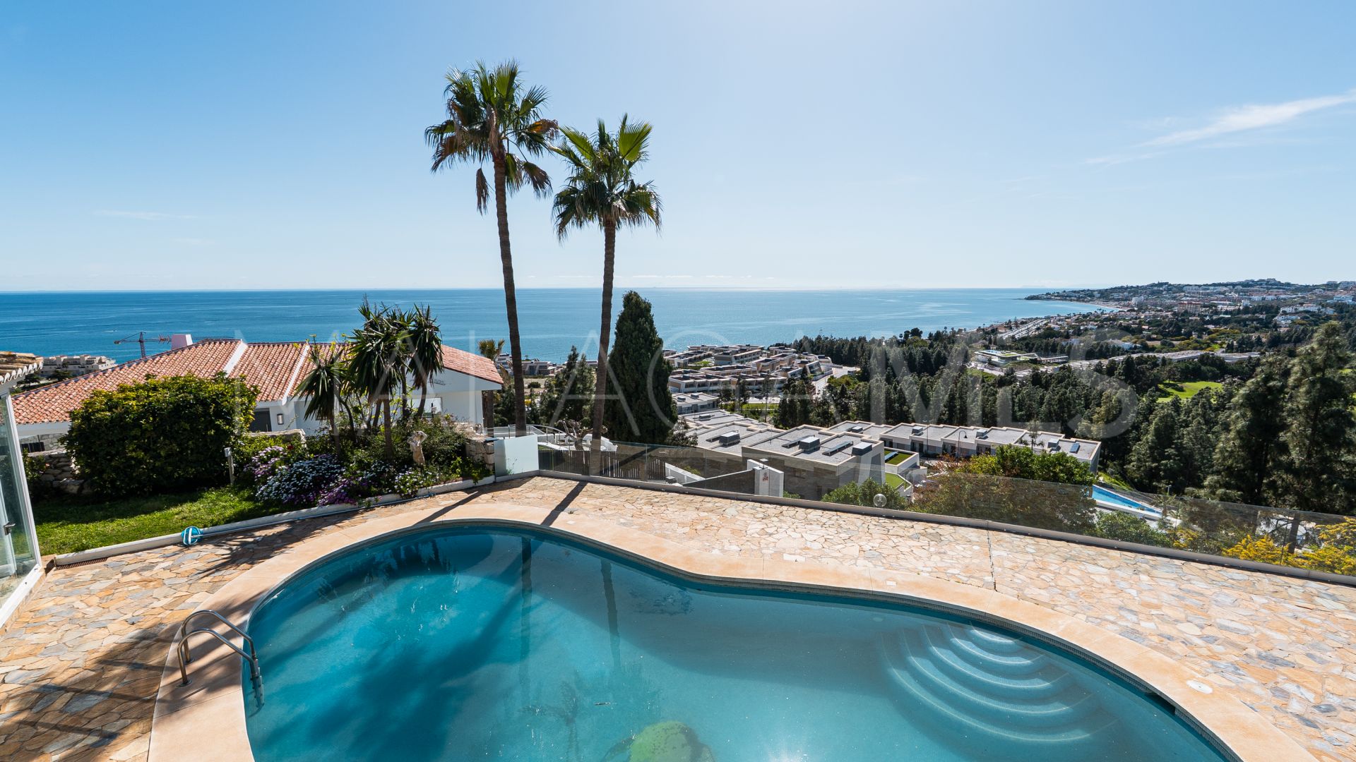 Villa for sale in El Chaparral