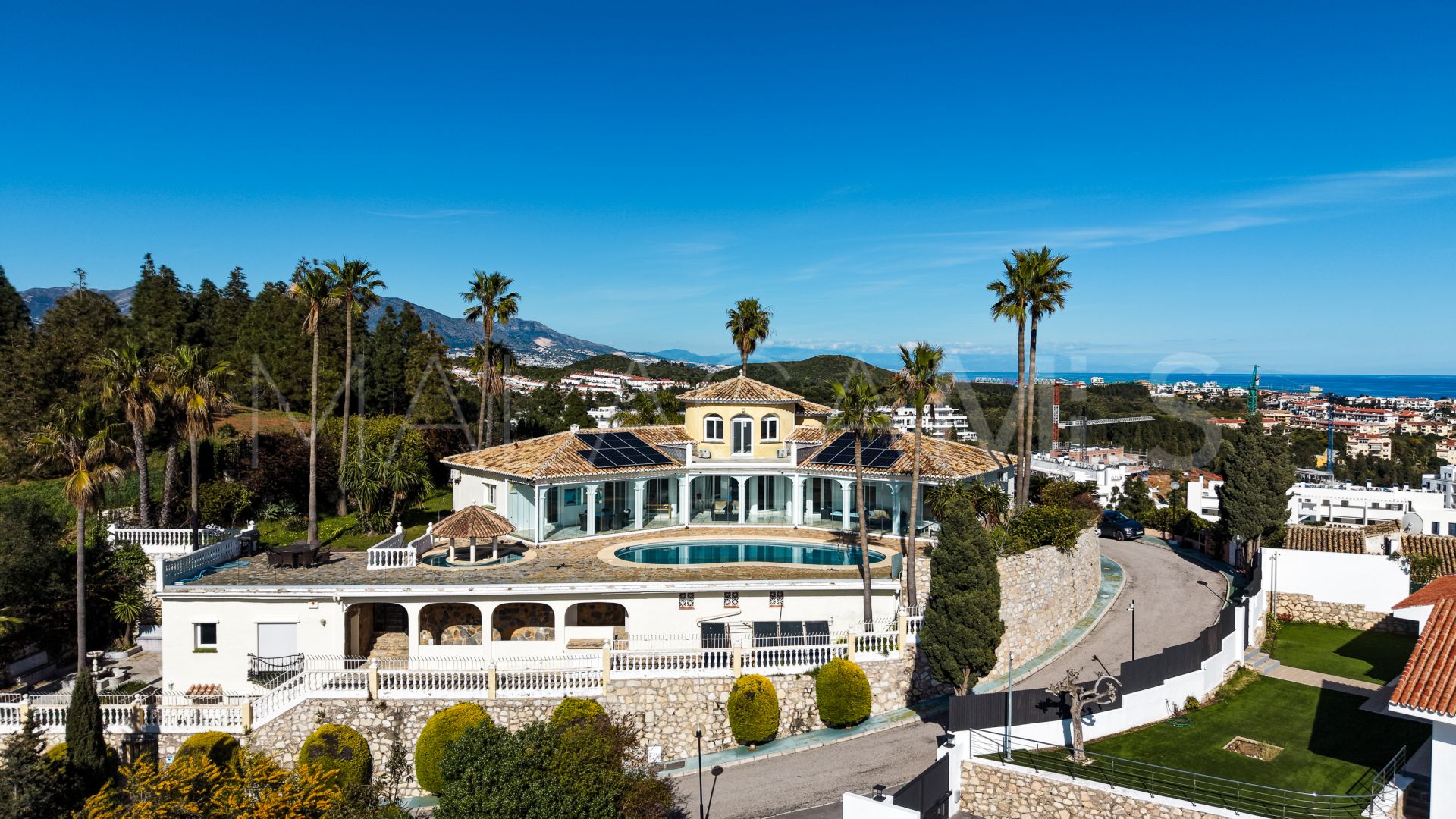 Villa for sale in El Chaparral