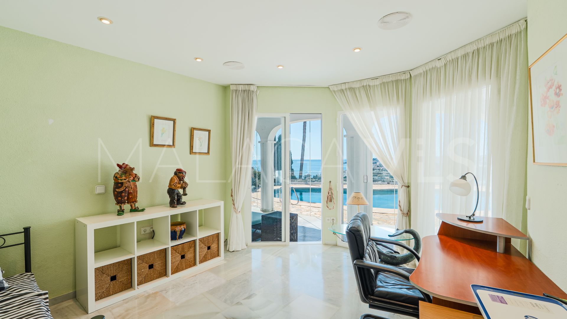 Villa for sale in El Chaparral