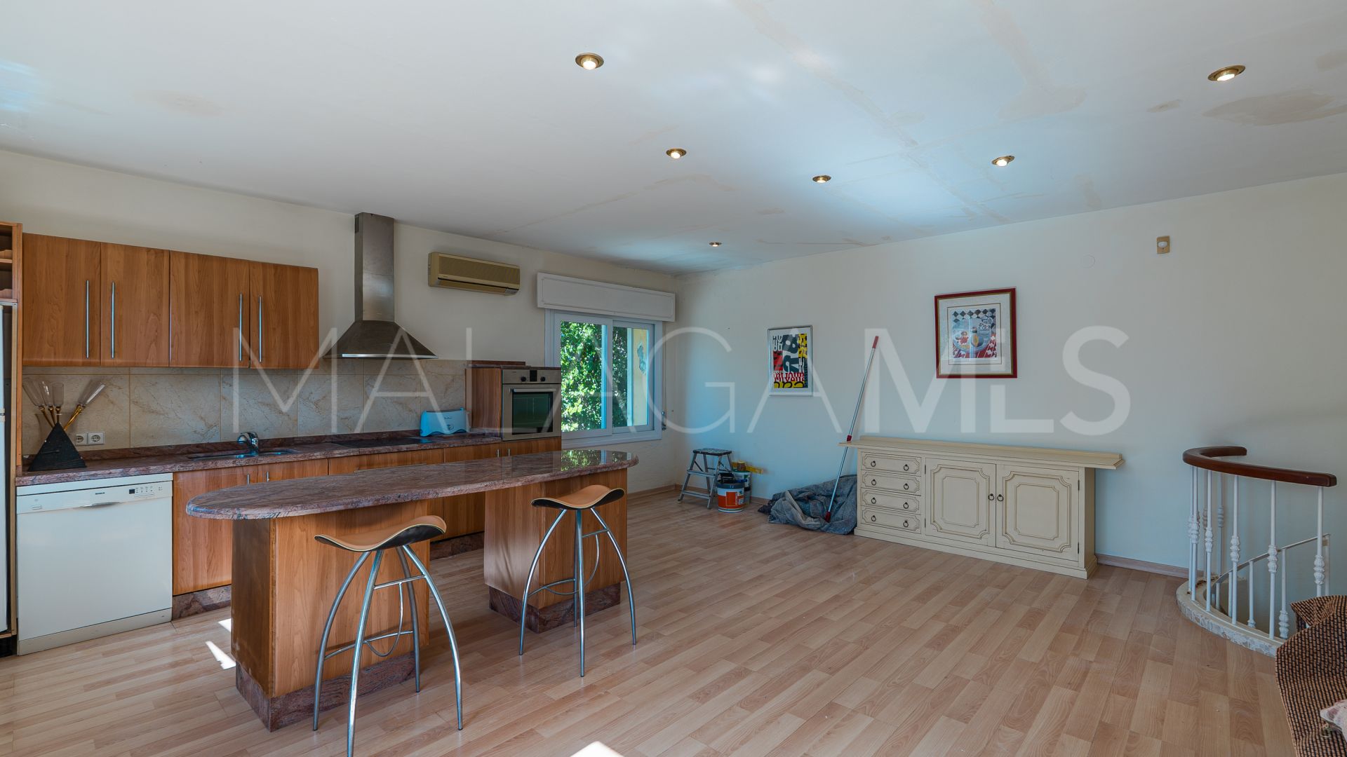 Villa for sale in El Chaparral