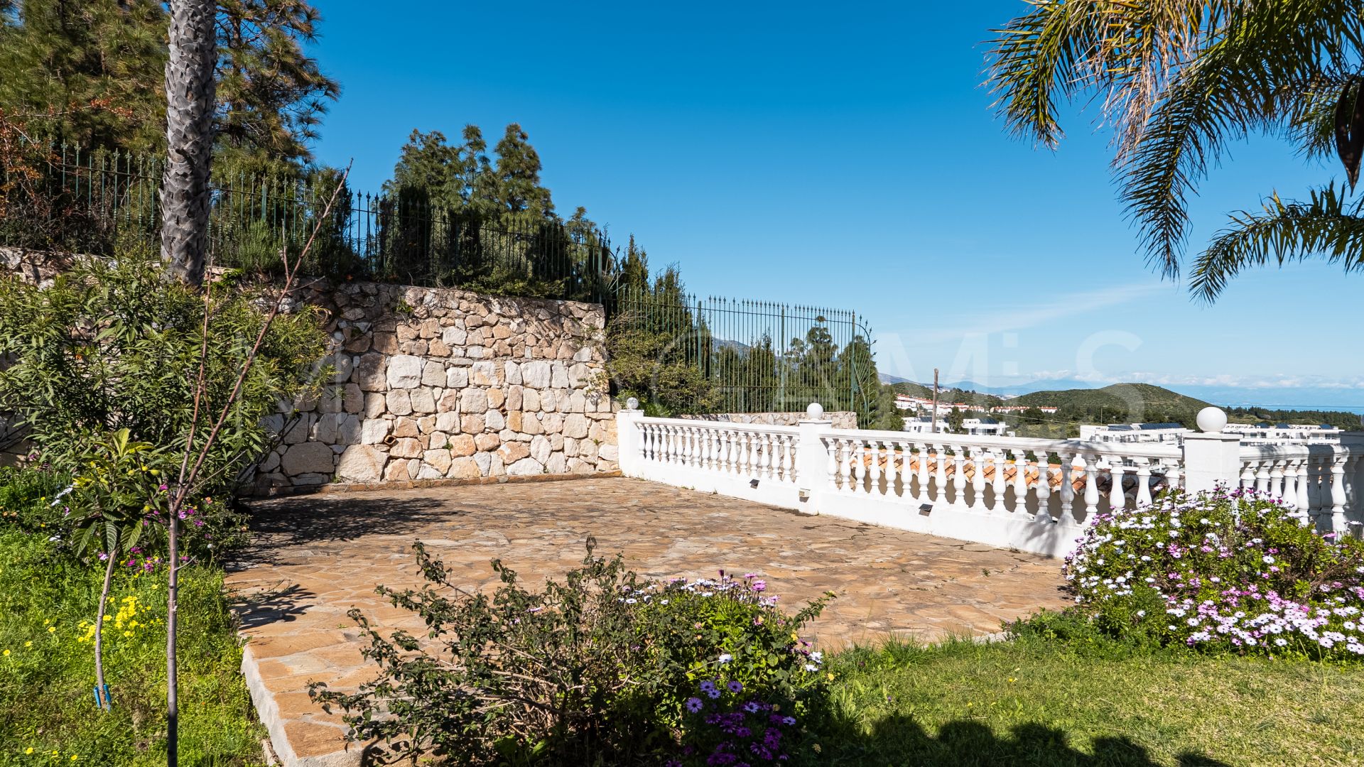 Villa for sale in El Chaparral