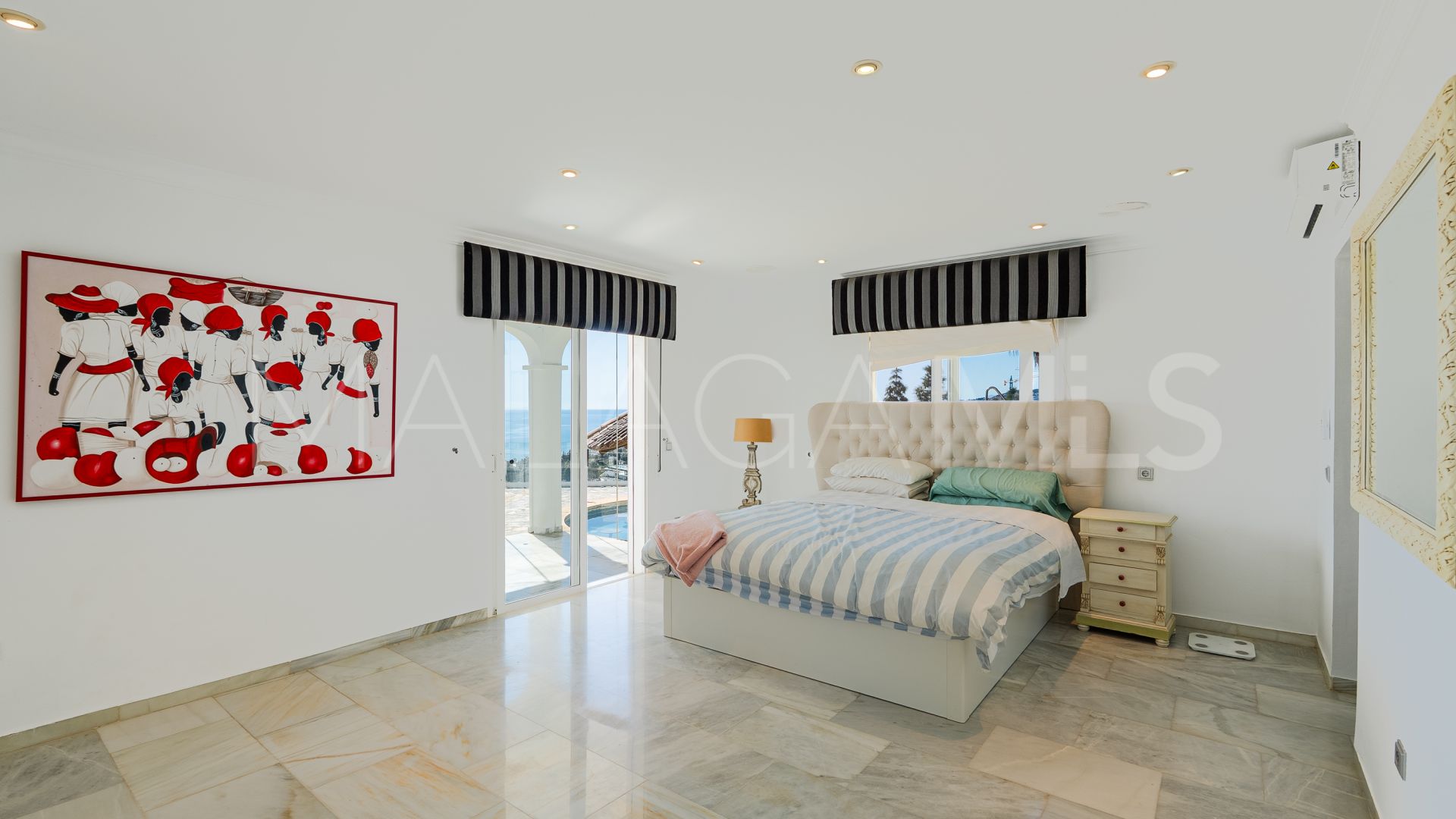 Villa for sale in El Chaparral