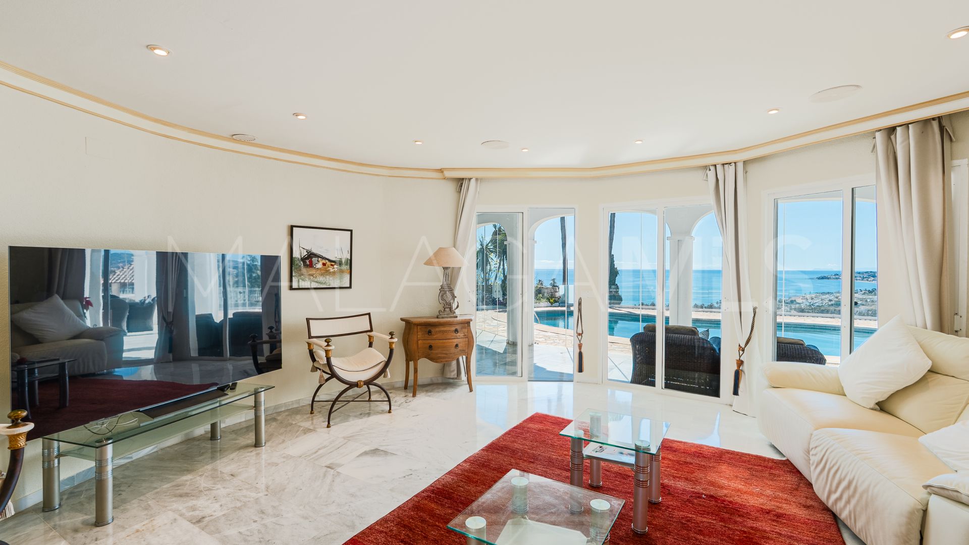 Villa for sale in El Chaparral