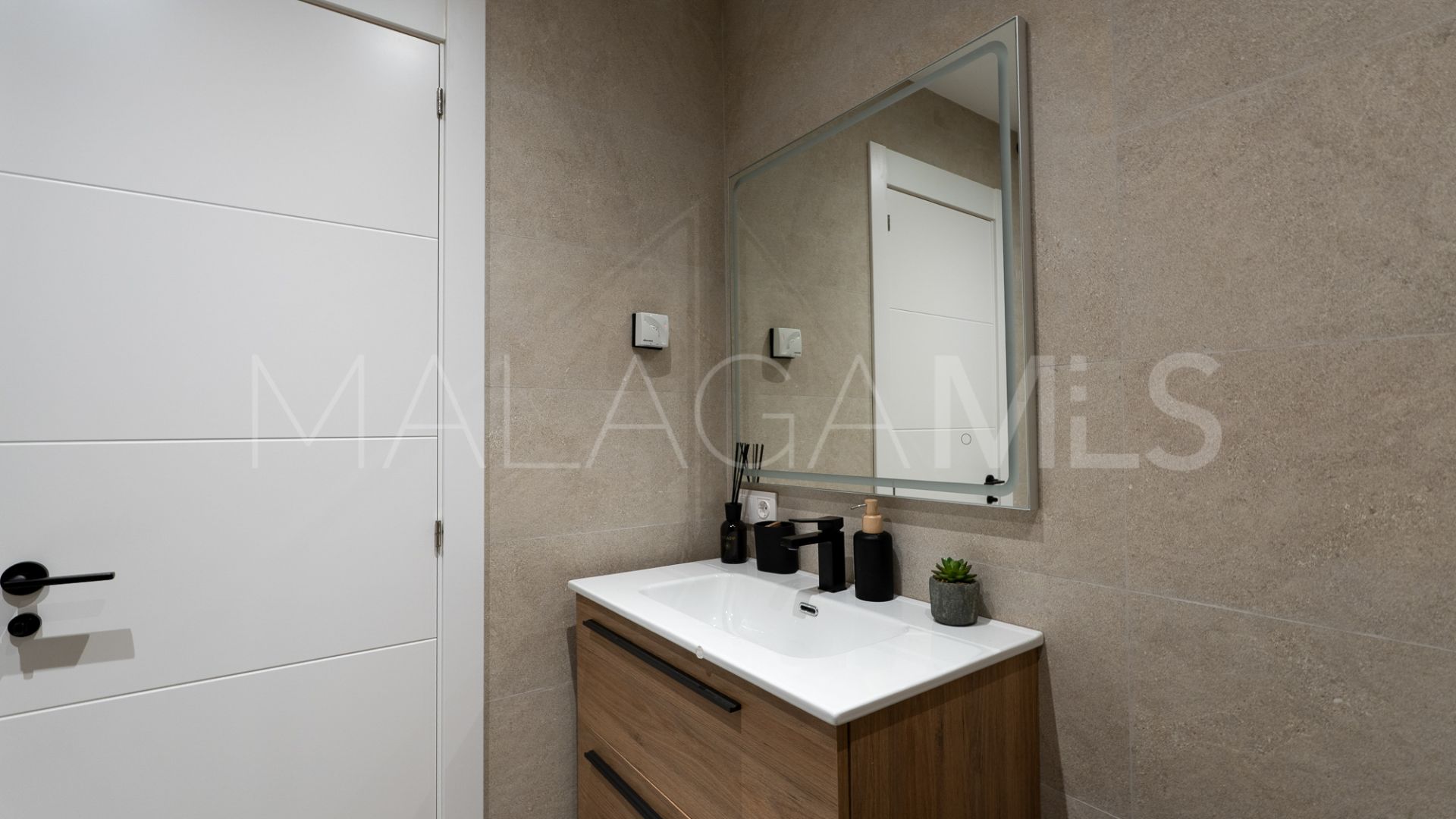 Lägenhet for sale in San Pedro Playa