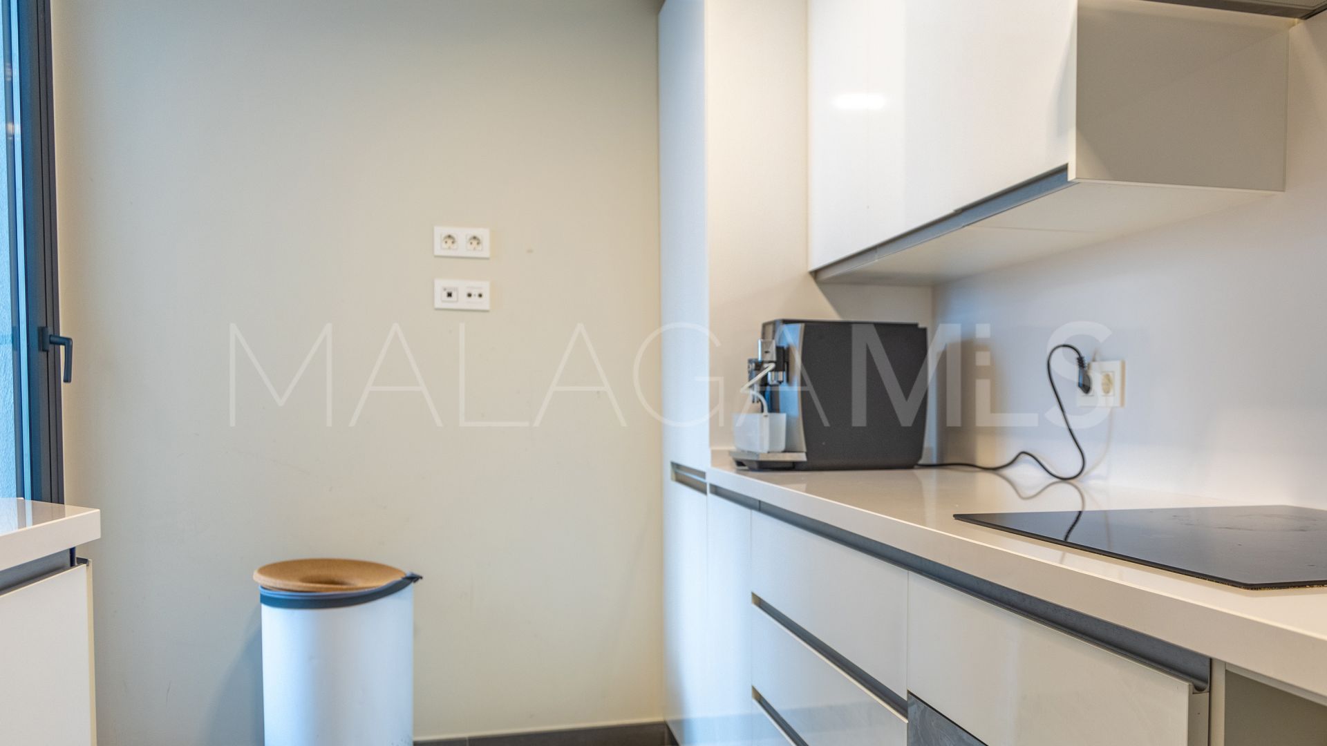 Se vende apartamento de 3 bedrooms in Estepona Centro