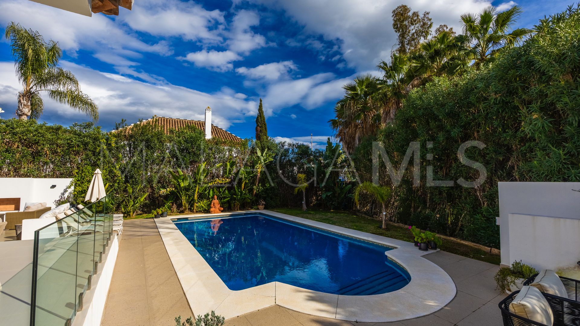 Villa a la venta de 4 bedrooms in Marbella Country Club