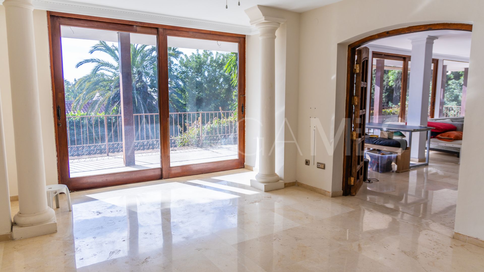 5 bedrooms villa for sale in Marbella Golden Mile