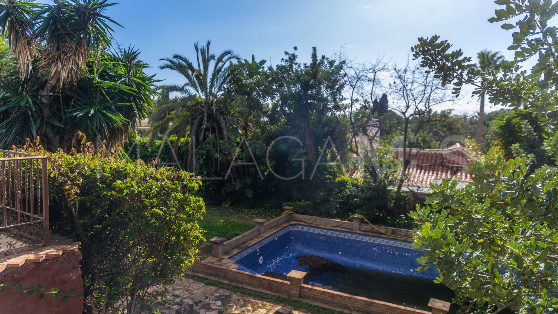 5 bedrooms villa for sale in Marbella Golden Mile