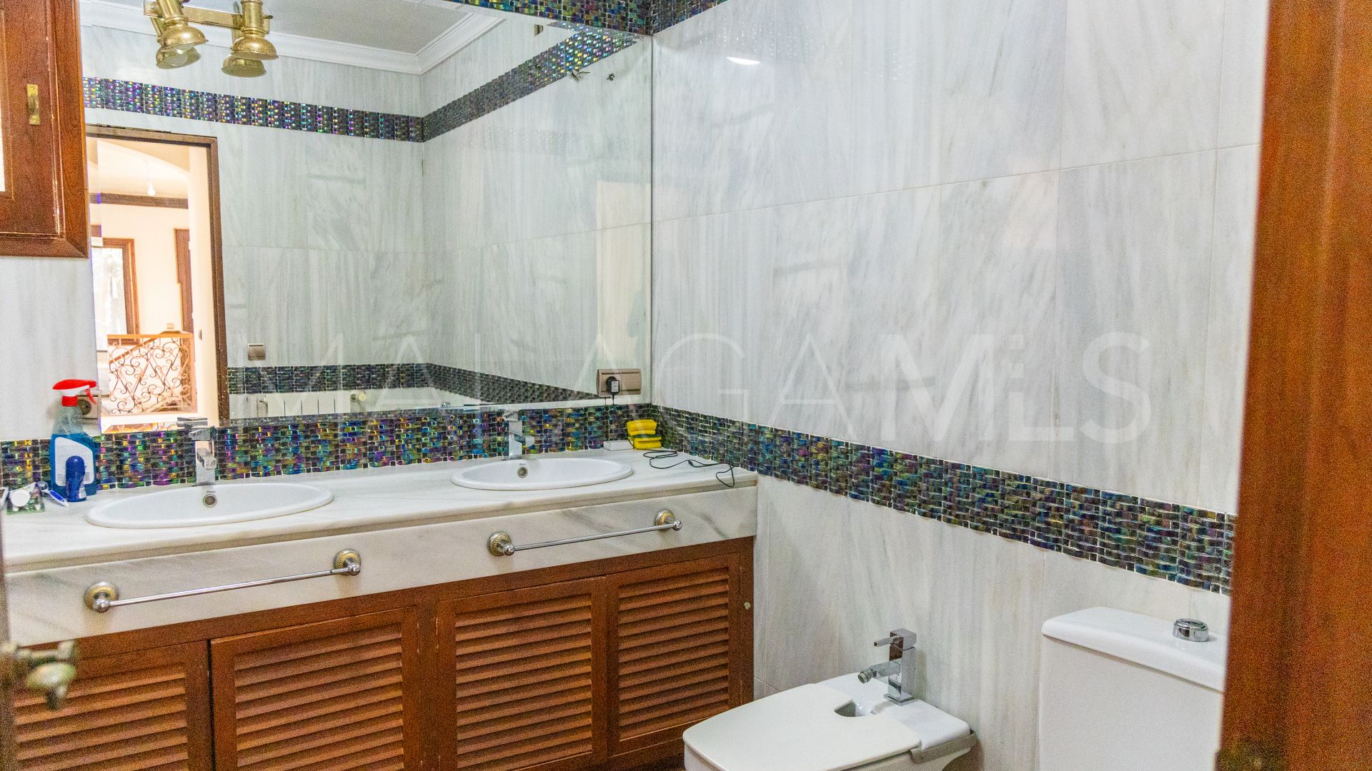 5 bedrooms villa for sale in Marbella Golden Mile