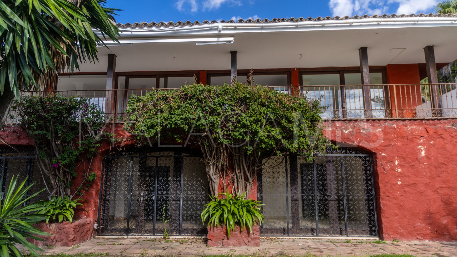 5 bedrooms villa for sale in Marbella Golden Mile